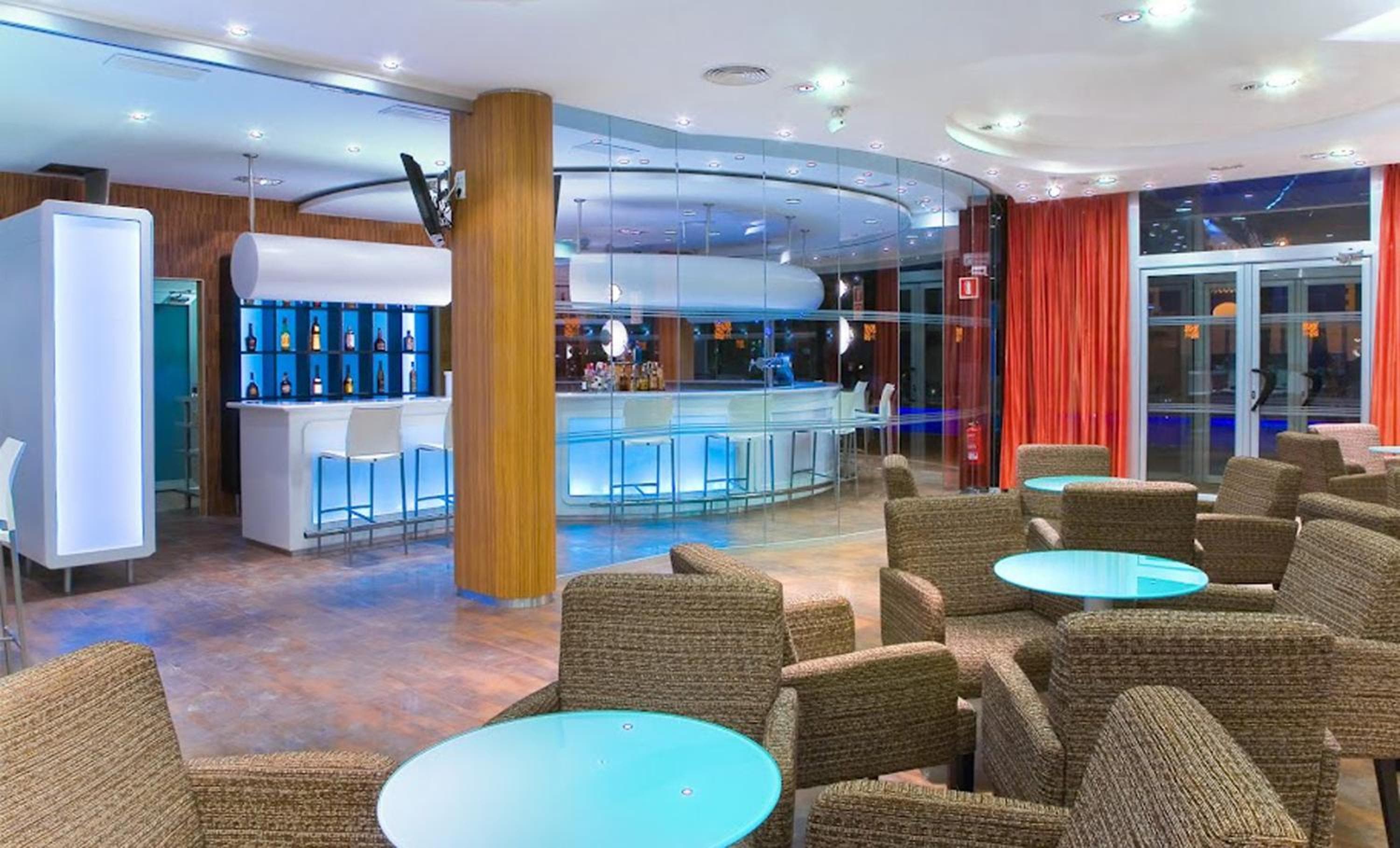 Hotel RH Royal - Recommend for adults — 18