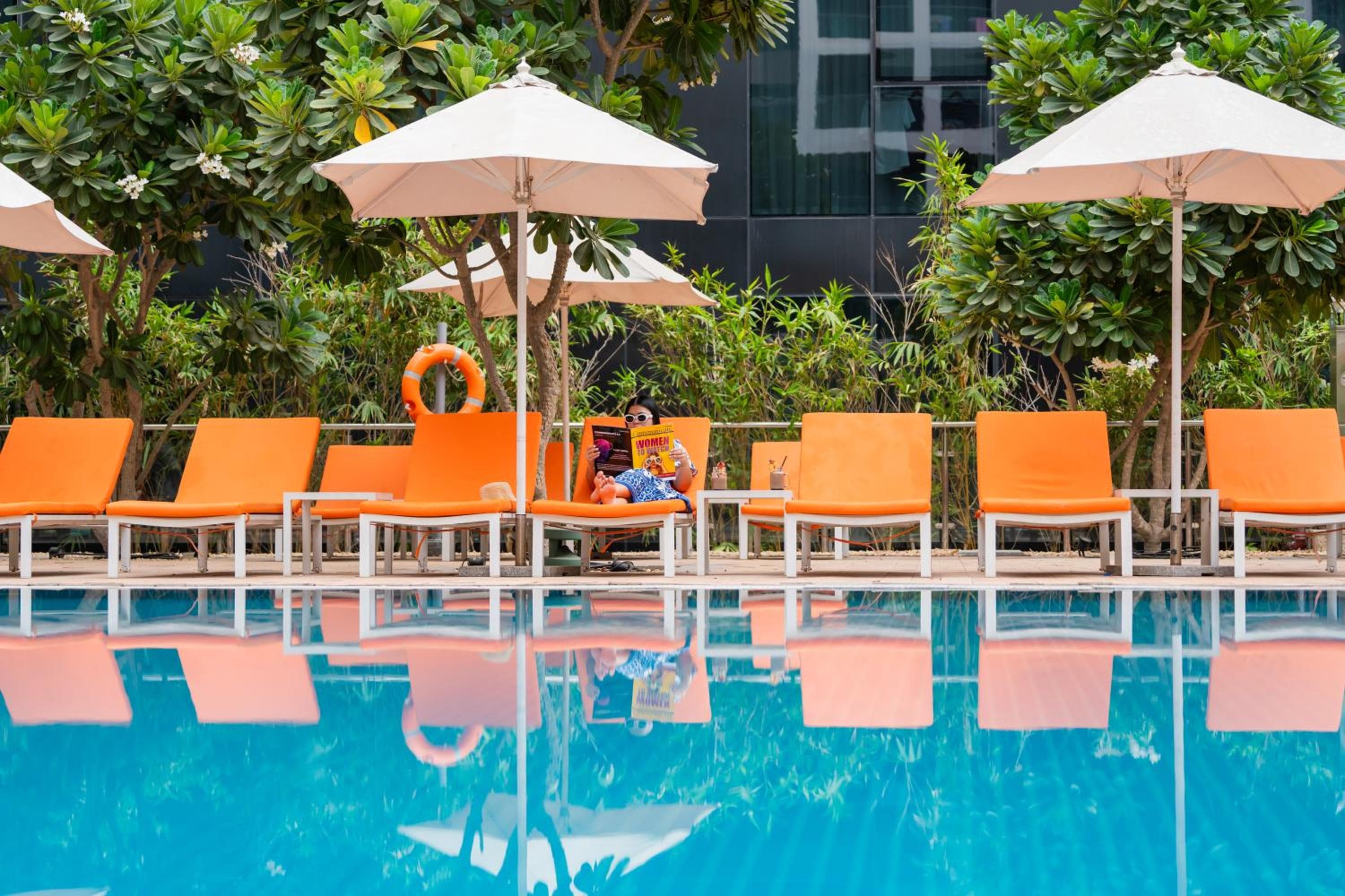 ibis Styles Dubai Airport Hotel — 8