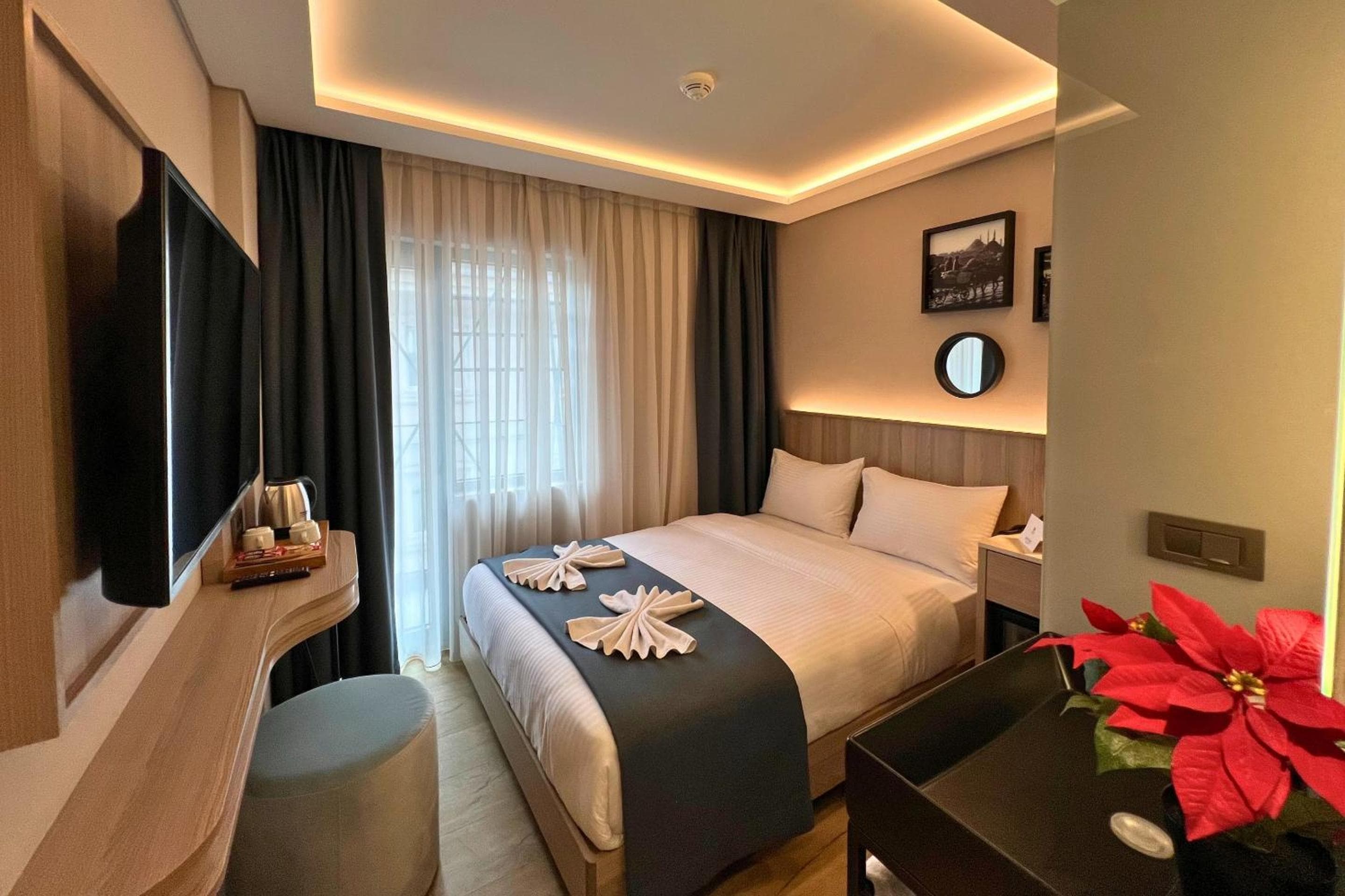 Woxx Hotel — 14