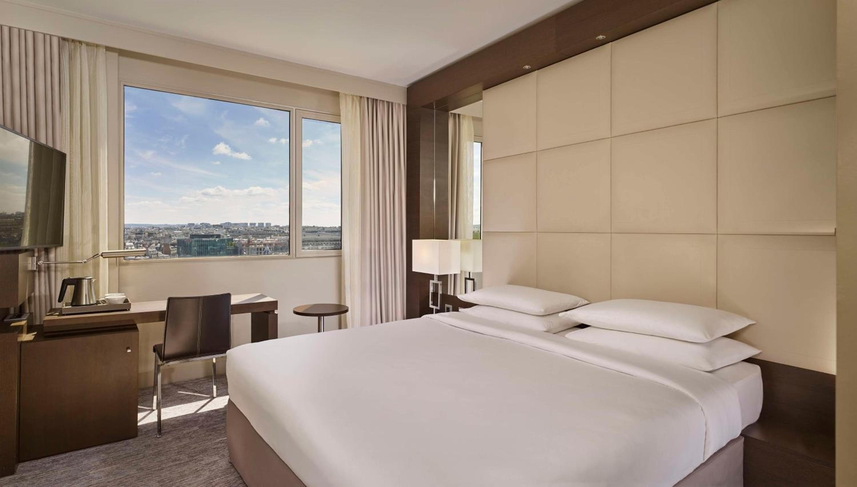 Hyatt Regency Paris Etoile — 14