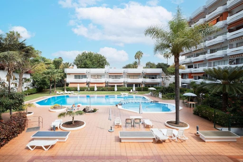 EDEN RENTALS White Molino Oasis — 1
