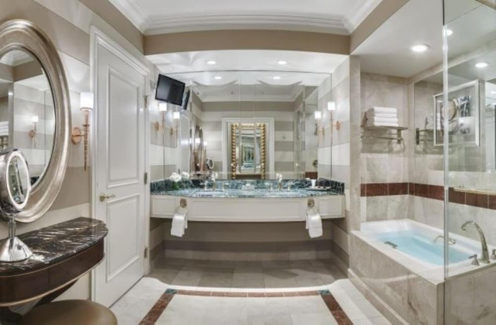 The Venetian Resort Las Vegas By Suiteness — 23