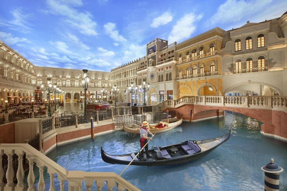 The Venetian Resort Las Vegas By Suiteness — 10