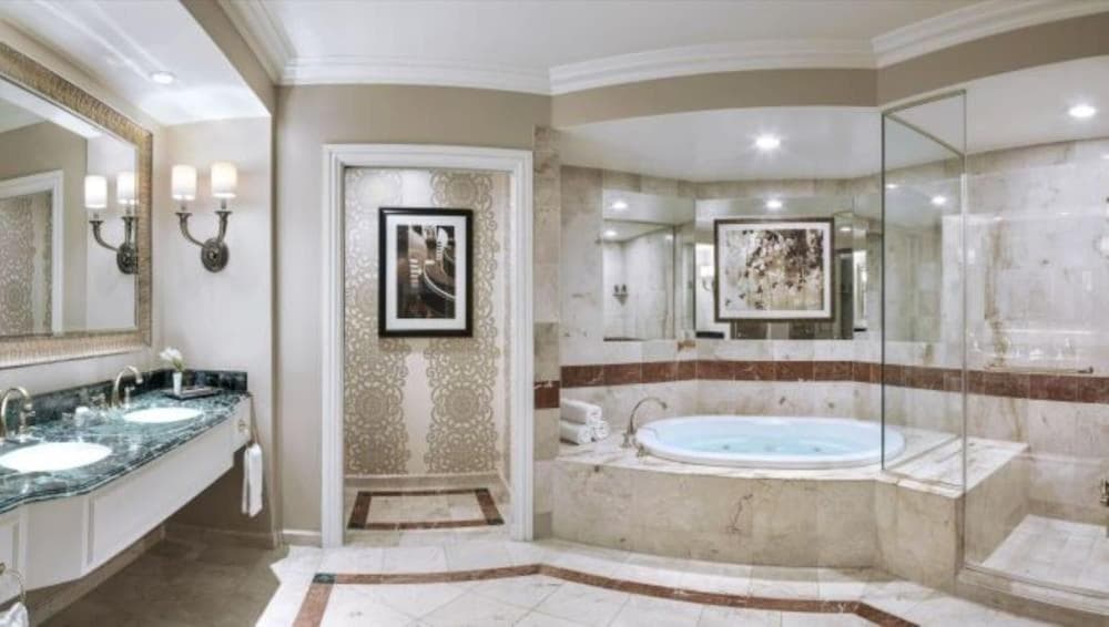 The Venetian Resort Las Vegas By Suiteness — 17