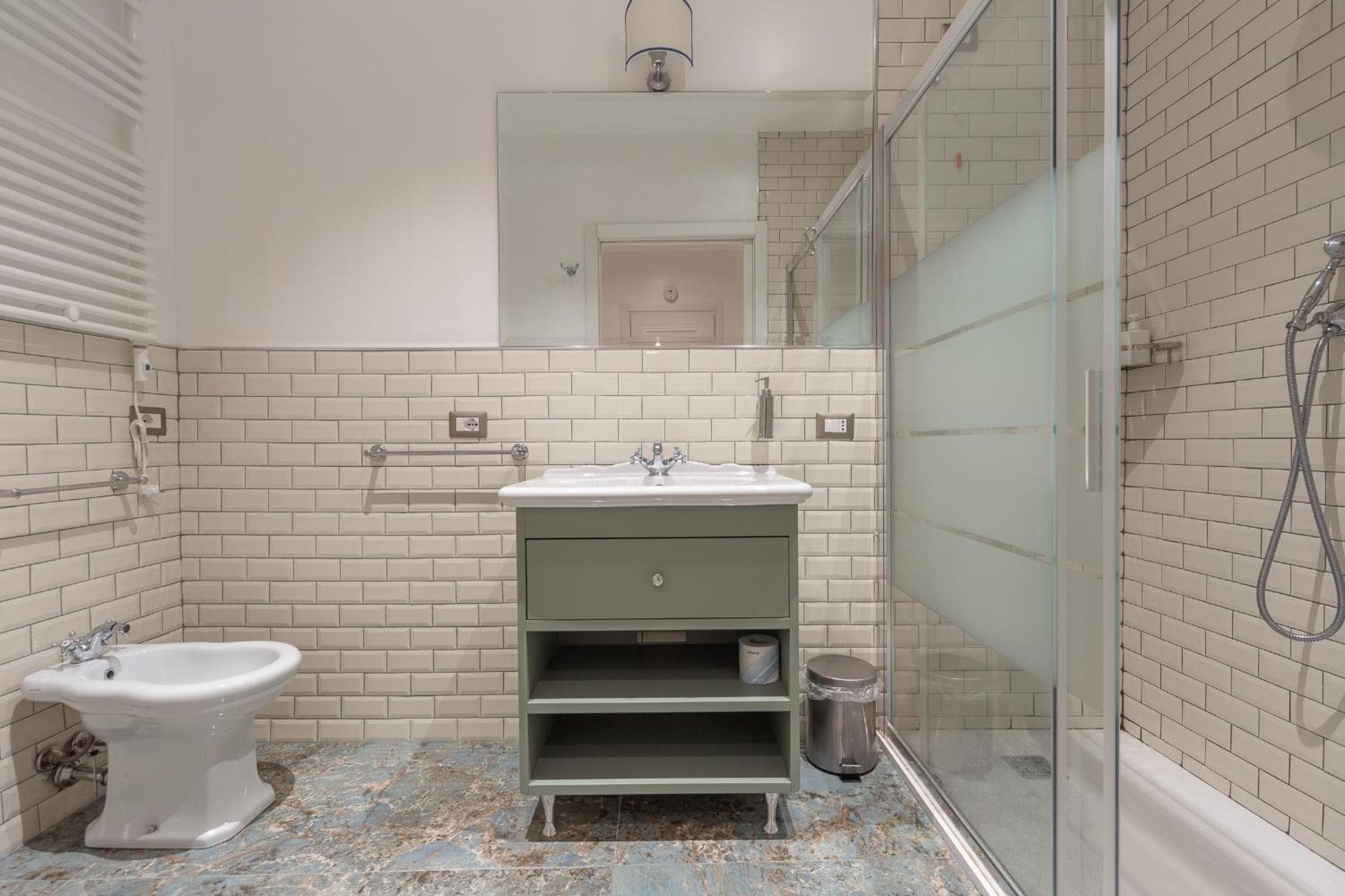 Duomo Smart Suites — 4