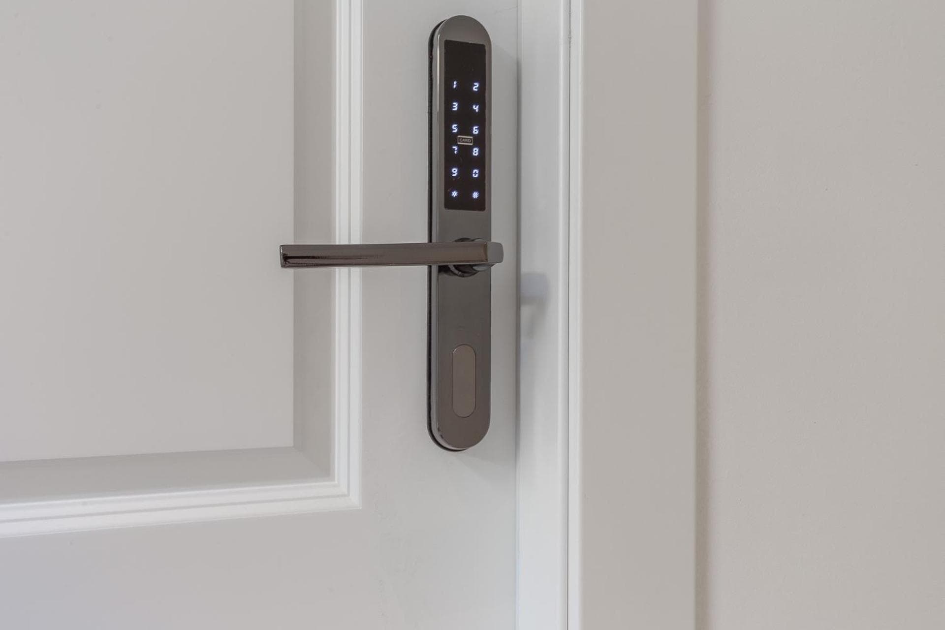 Duomo Smart Suites — 18