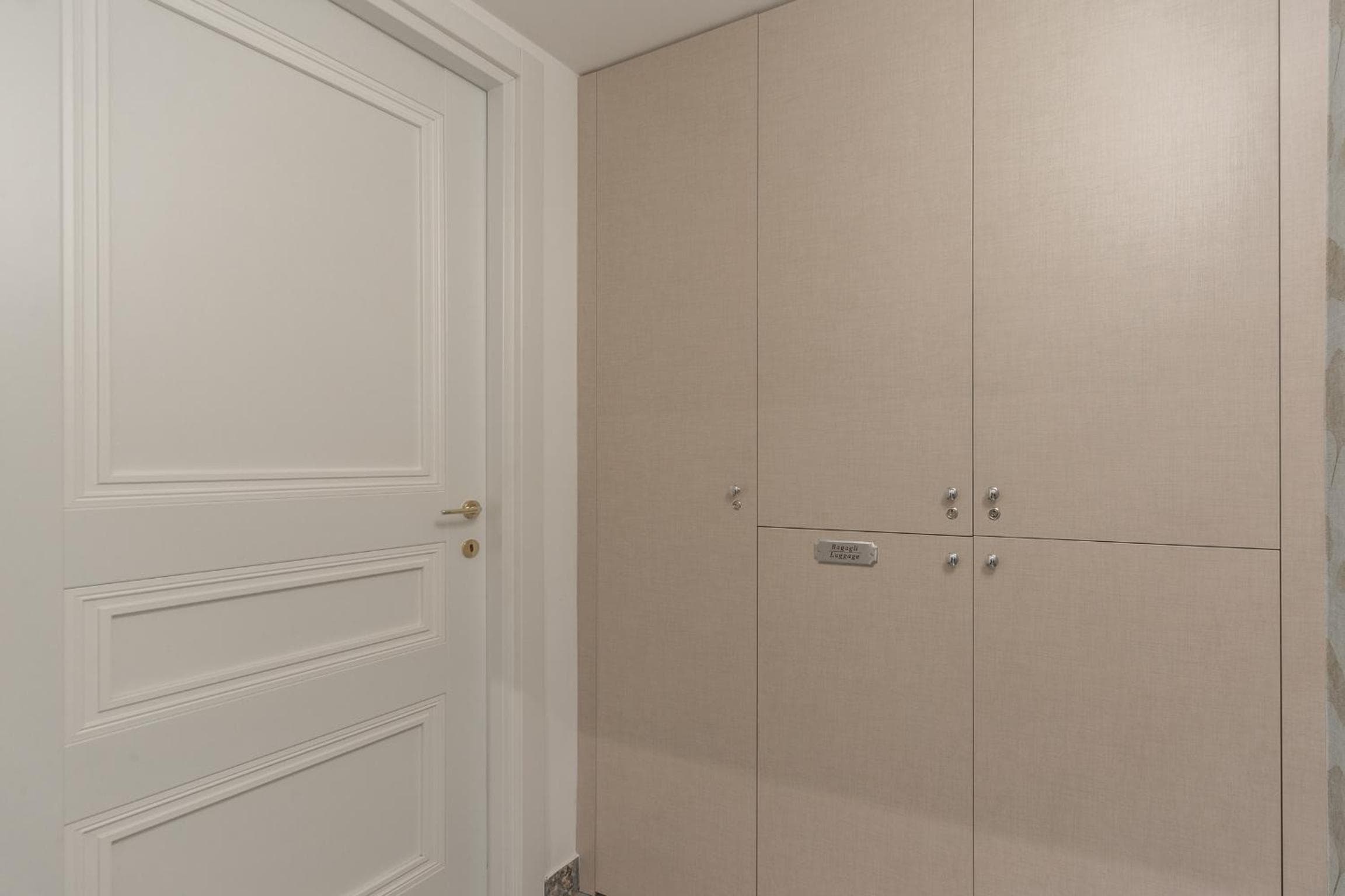 Duomo Smart Suites — 30