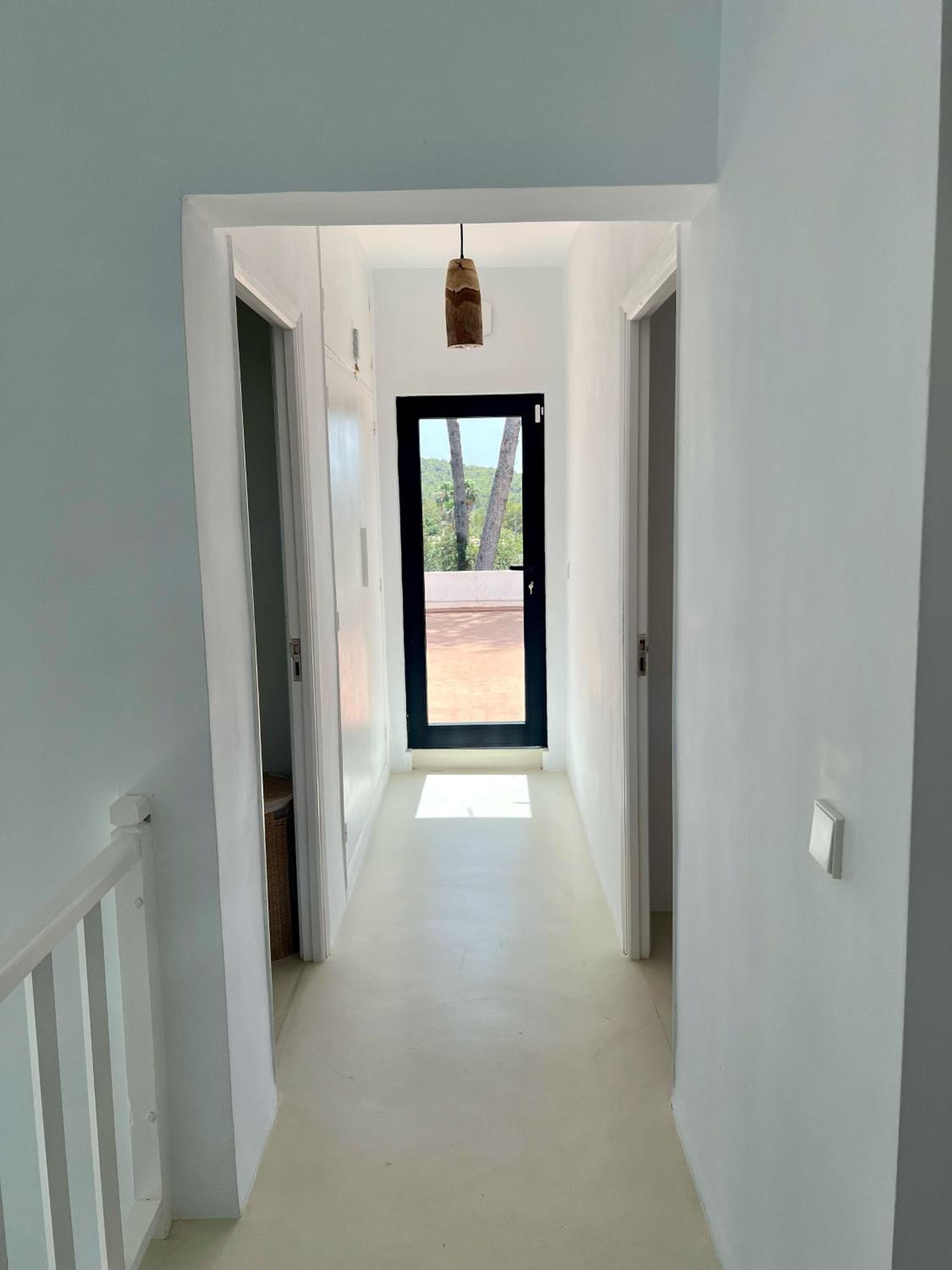 Amplia y lujosa villa en el centro de Ibiza — 23