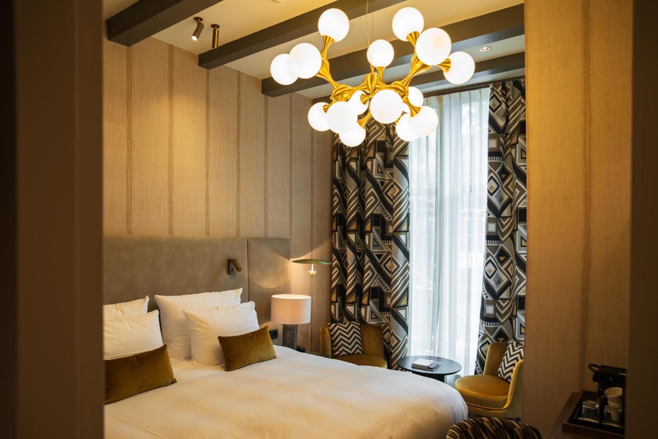 Ambassade Hotel — 29