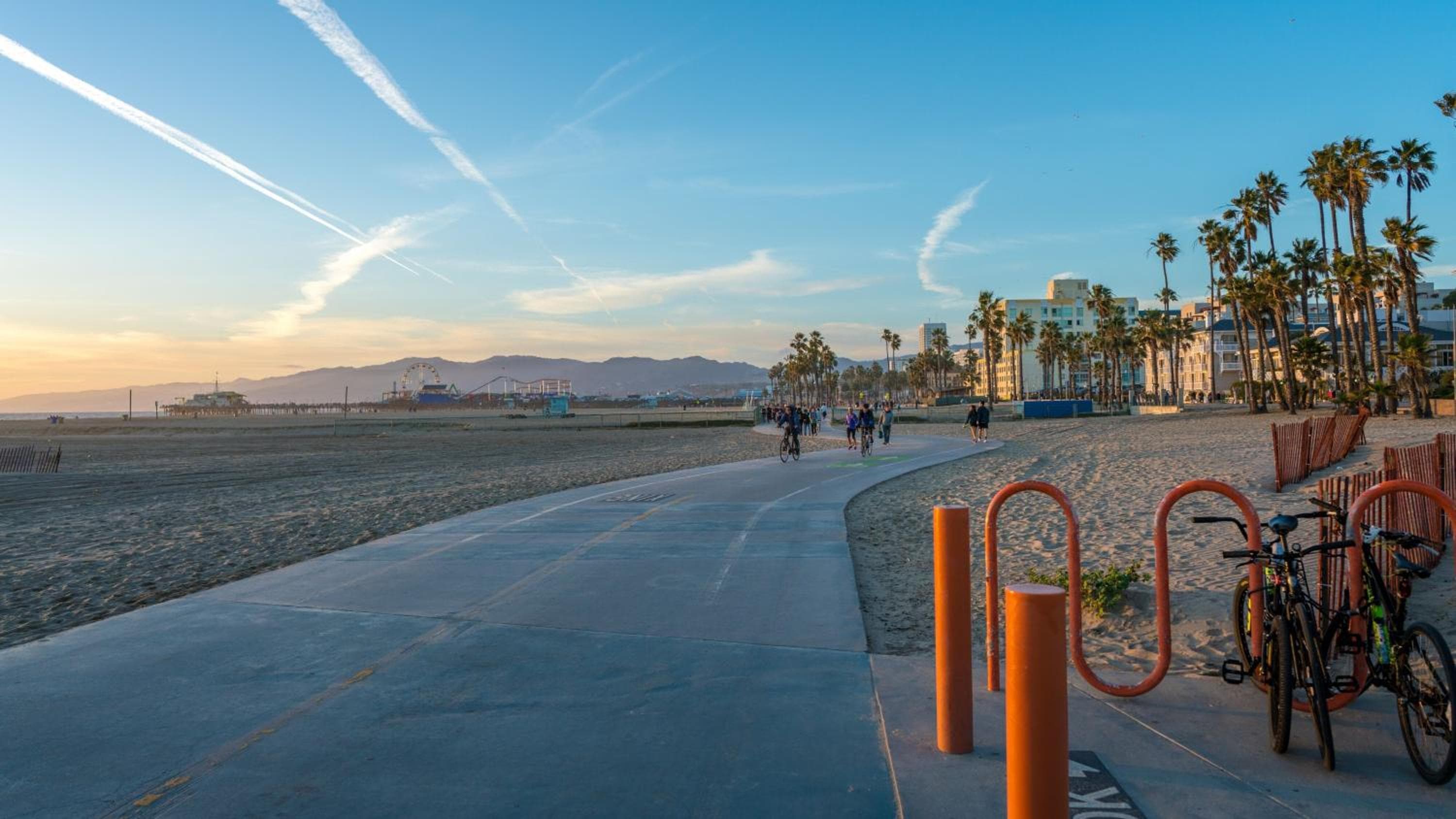 Sandbourne Santa Monica, Autograph Collection — 27