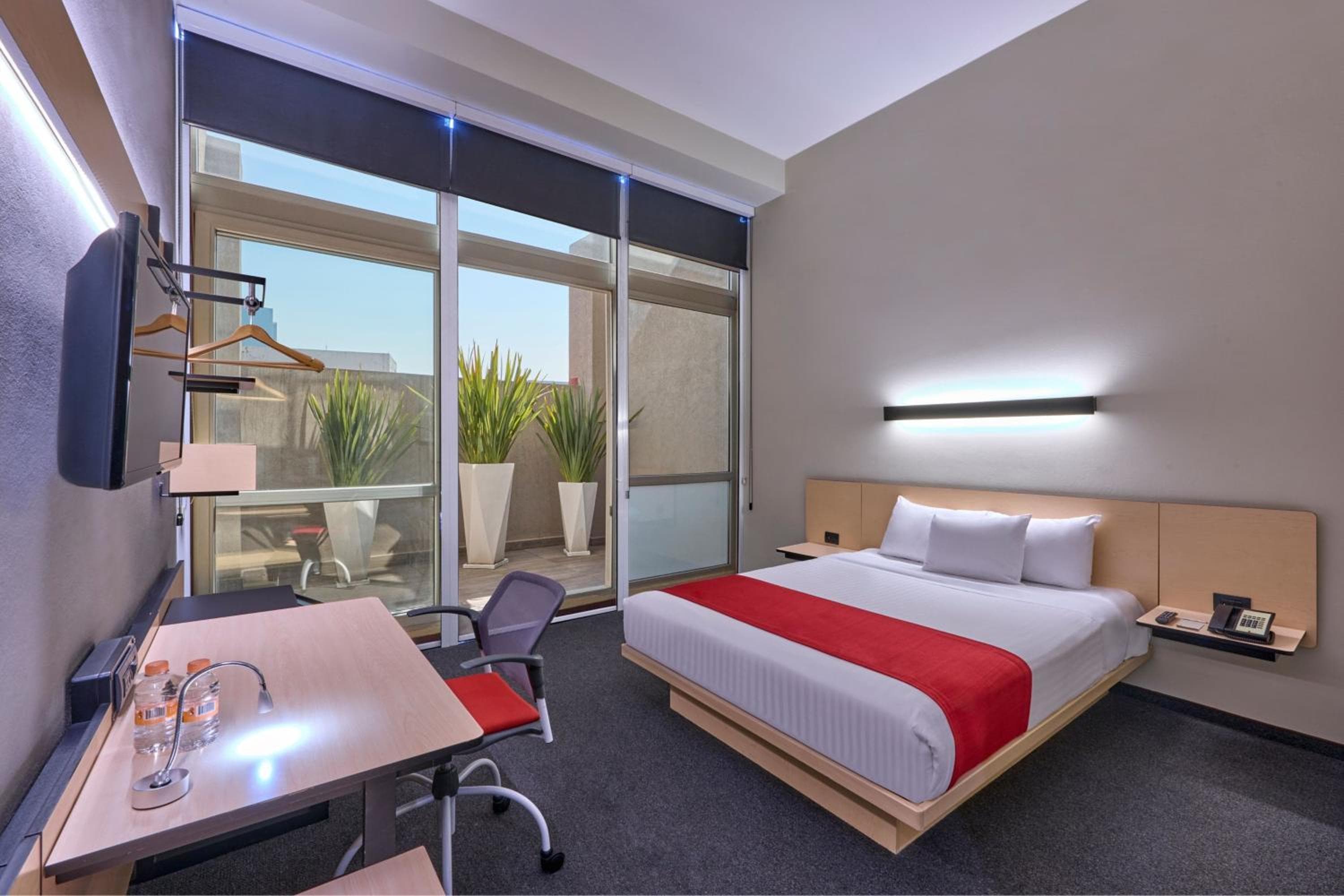 City Express Plus by Marriott Ciudad de México Patio Universidad — 18