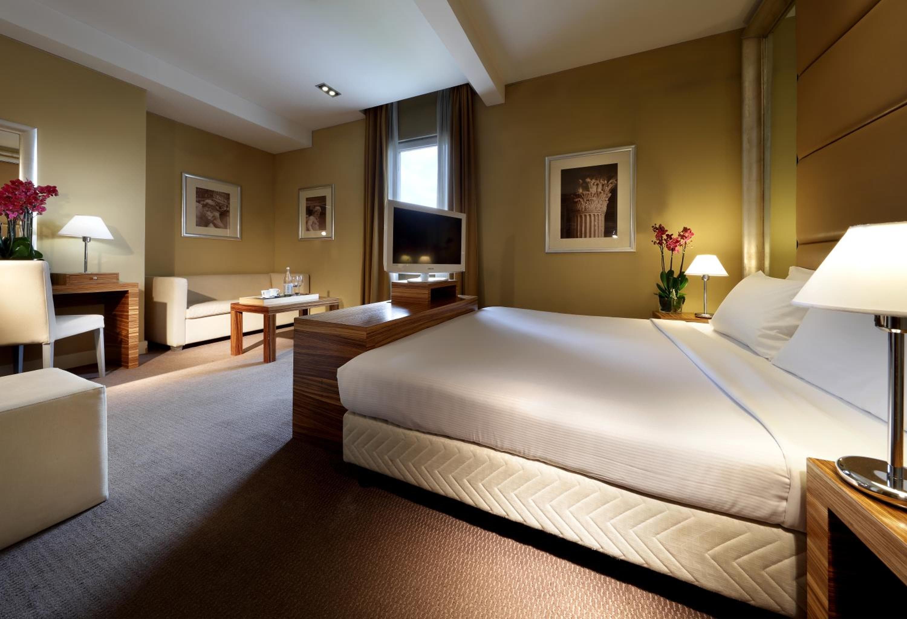 Mercure Roma Centro Saint John — 6