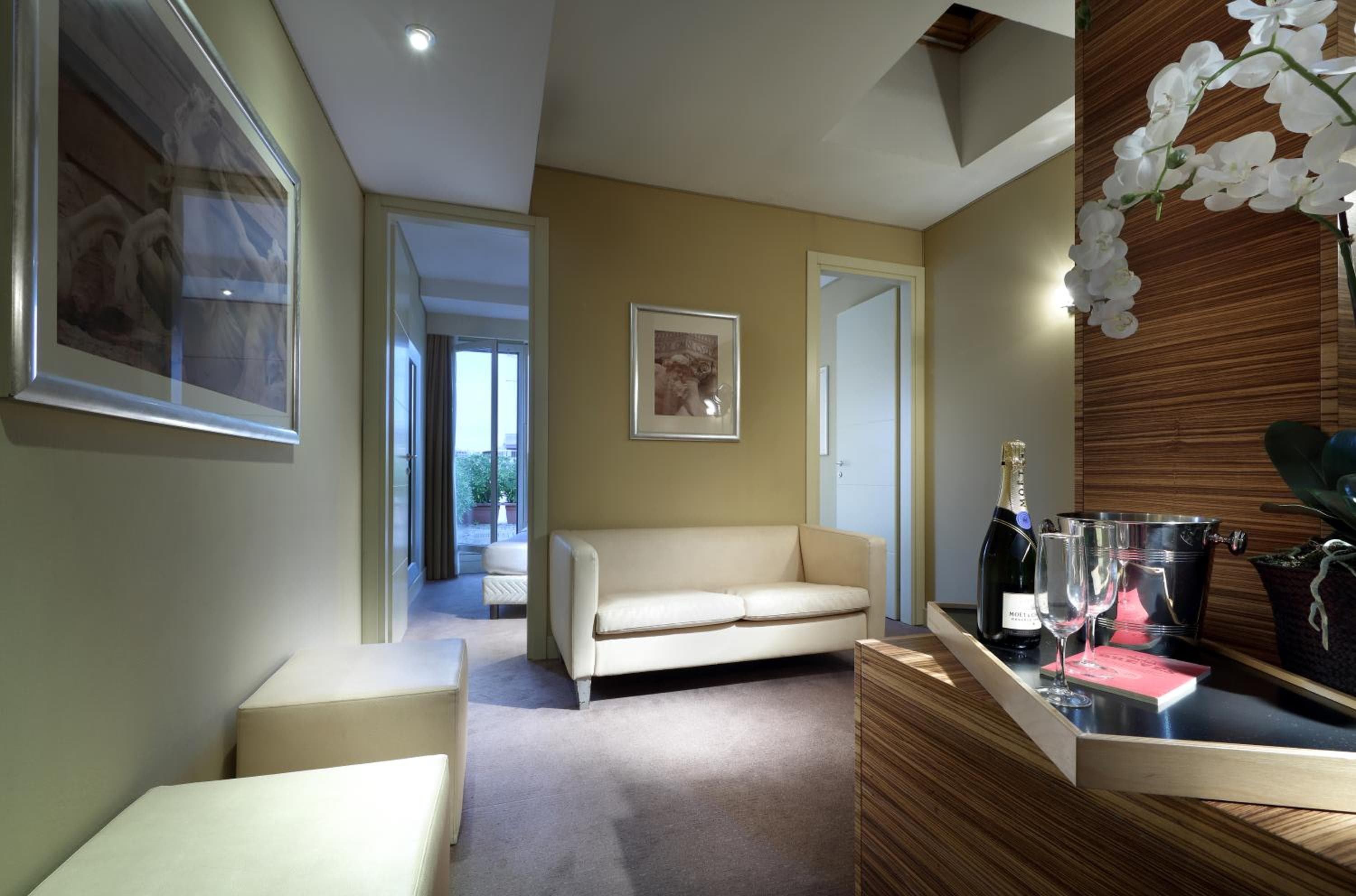 Mercure Roma Centro Saint John — 2