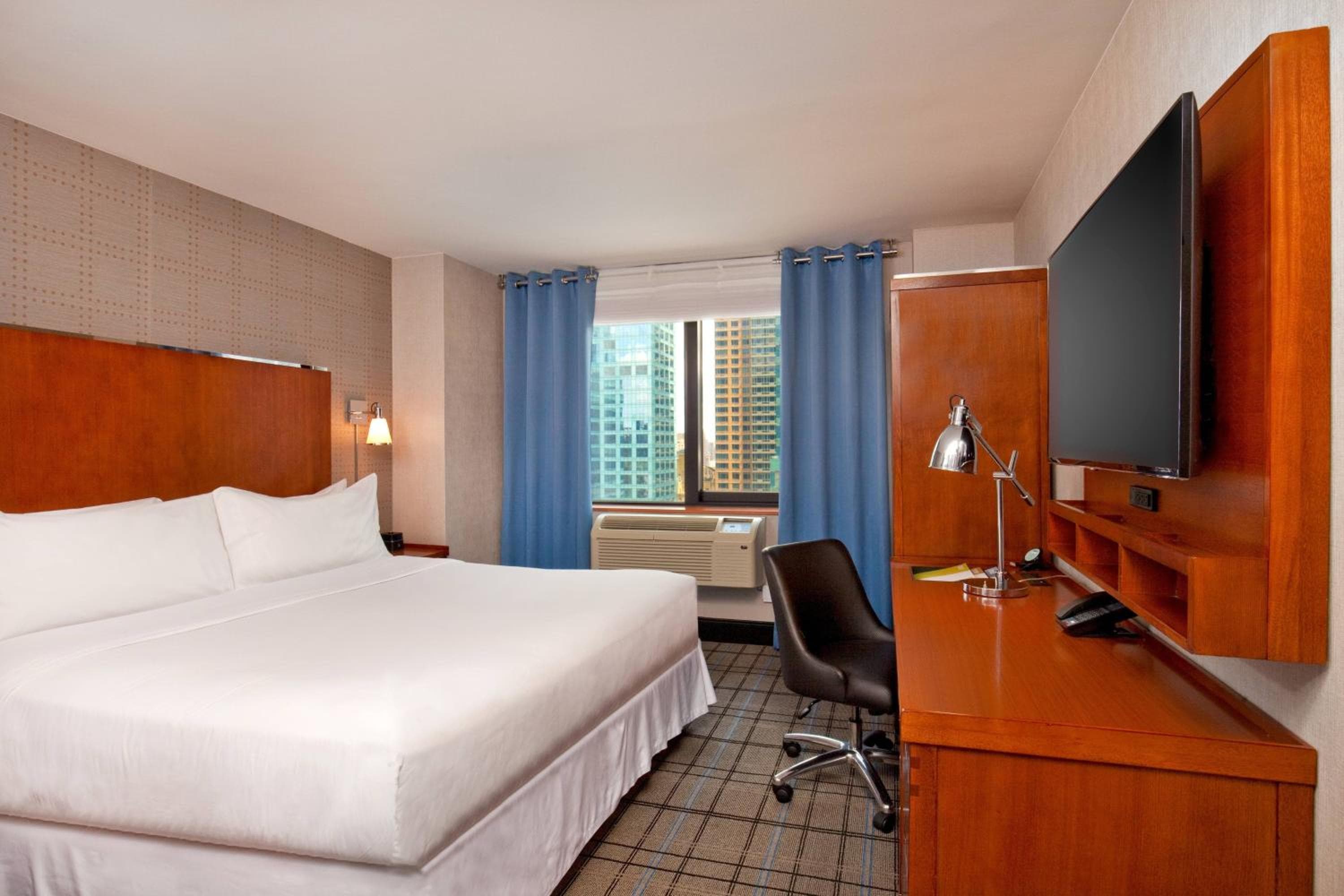 Four Points by Sheraton Midtown - Times Square — 10