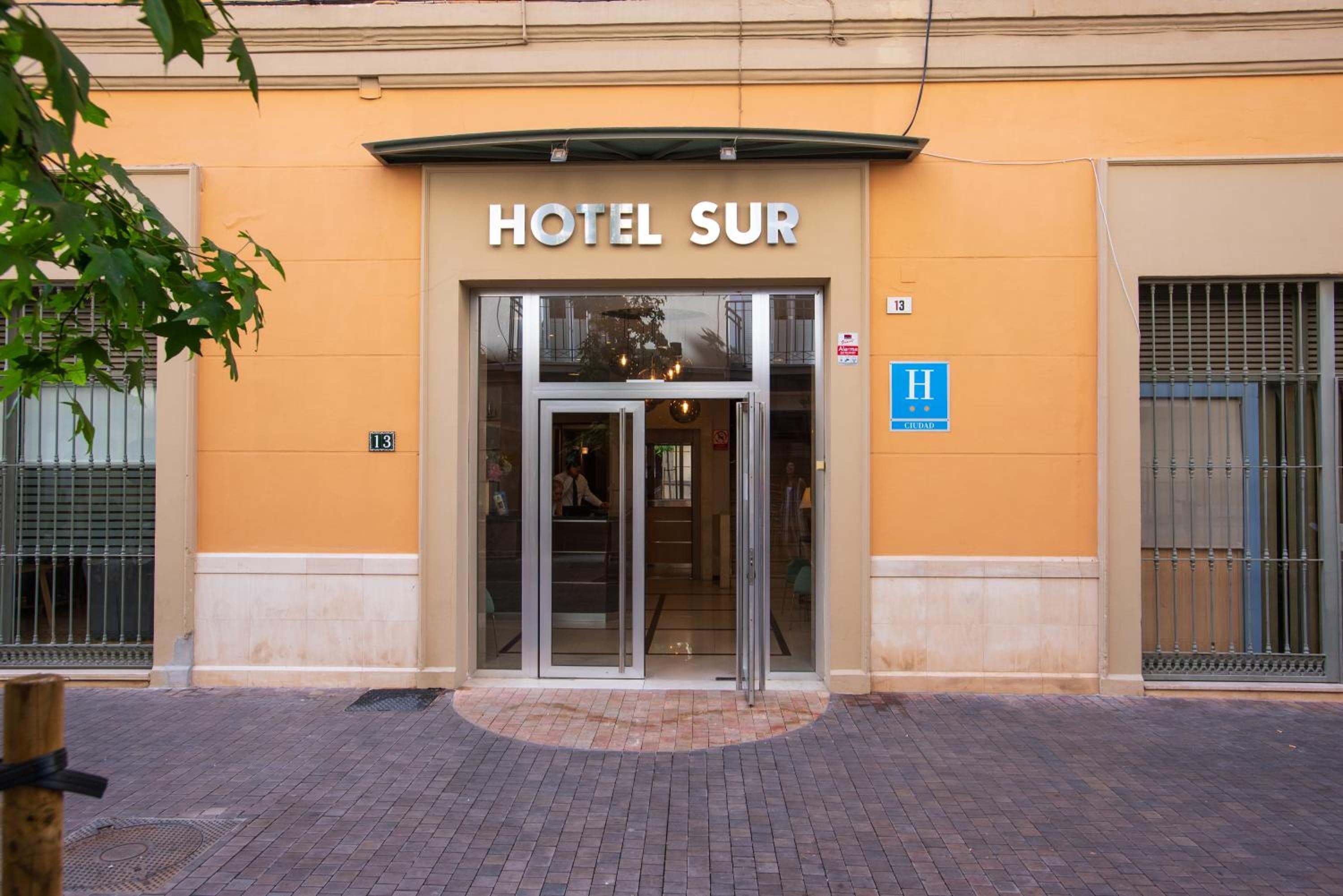 Hotel Sur Málaga — 8
