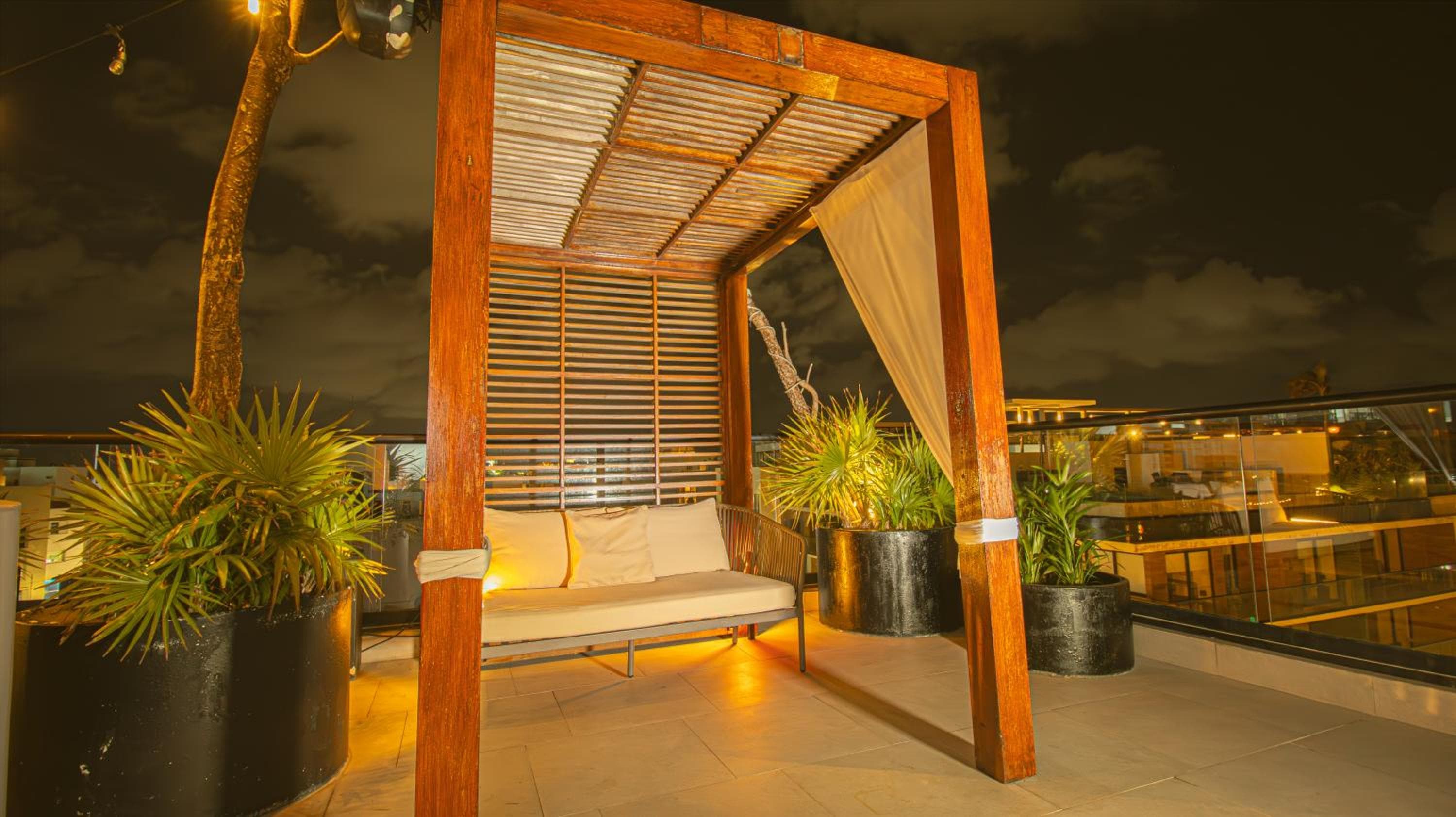 IT Boutique Hotel & Restaurant — 28