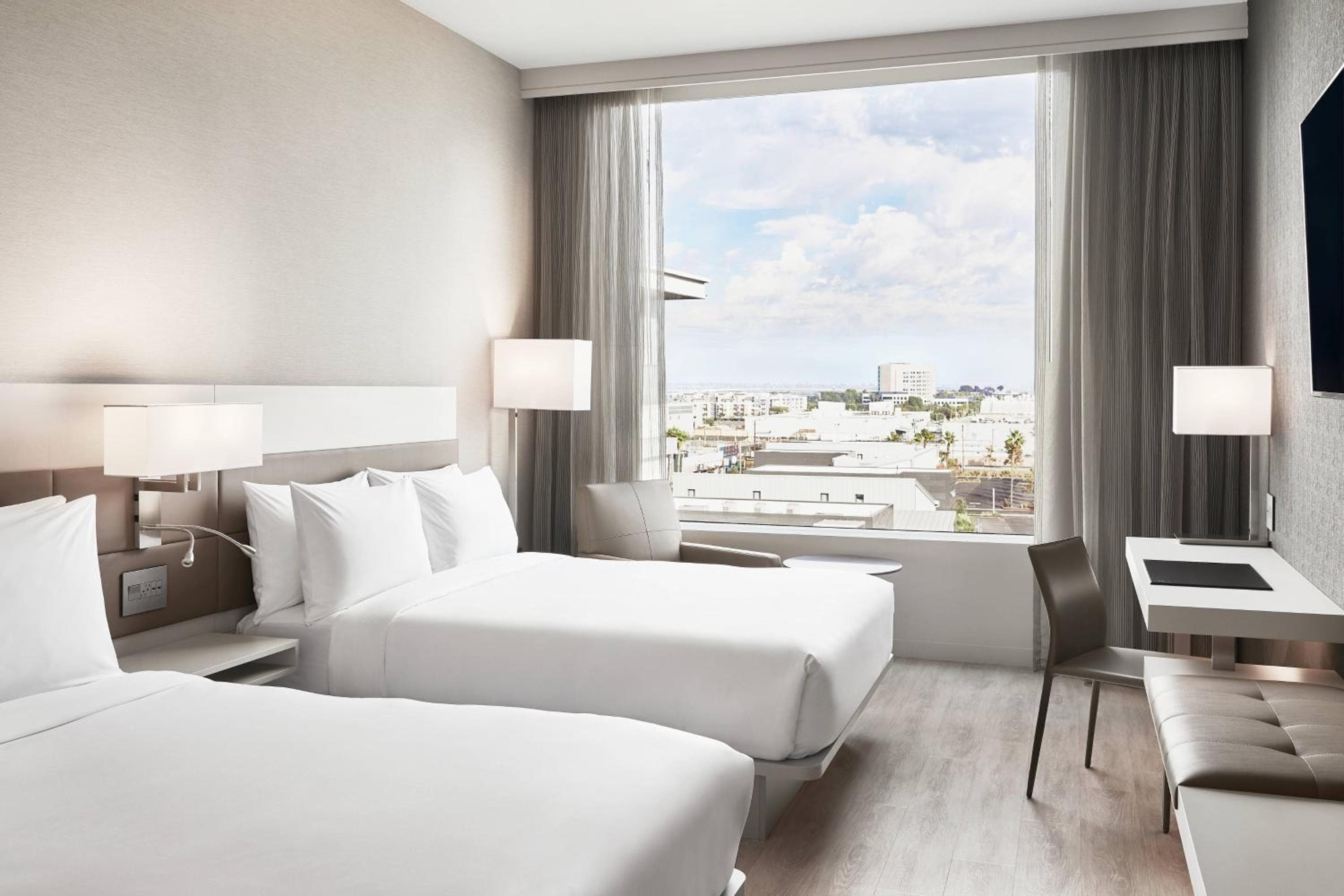 AC Hotel by Marriott Los Angeles South Bay — 6