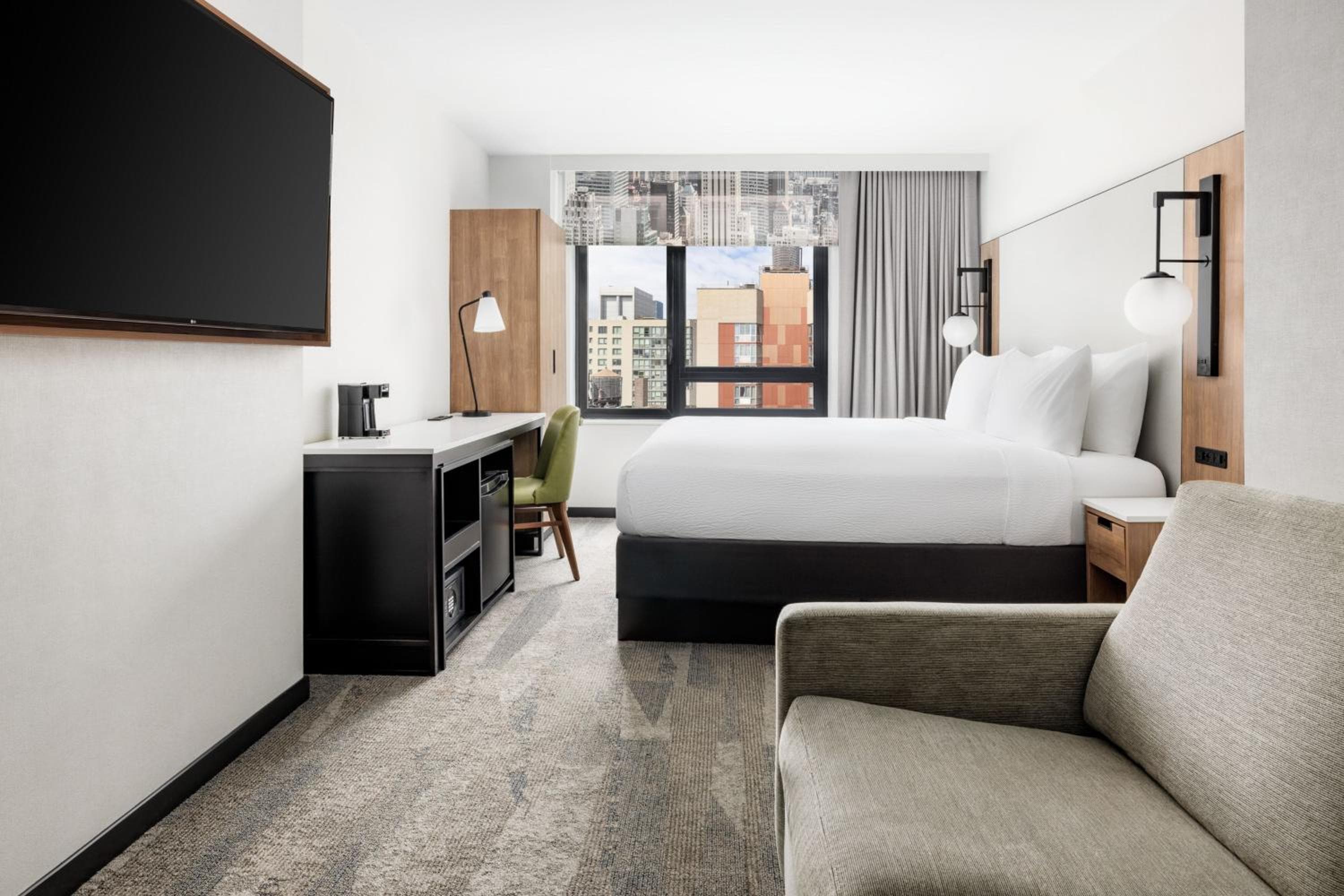 Fairfield Inn & Suites by Marriott New York Manhattan/Times Square South — 4