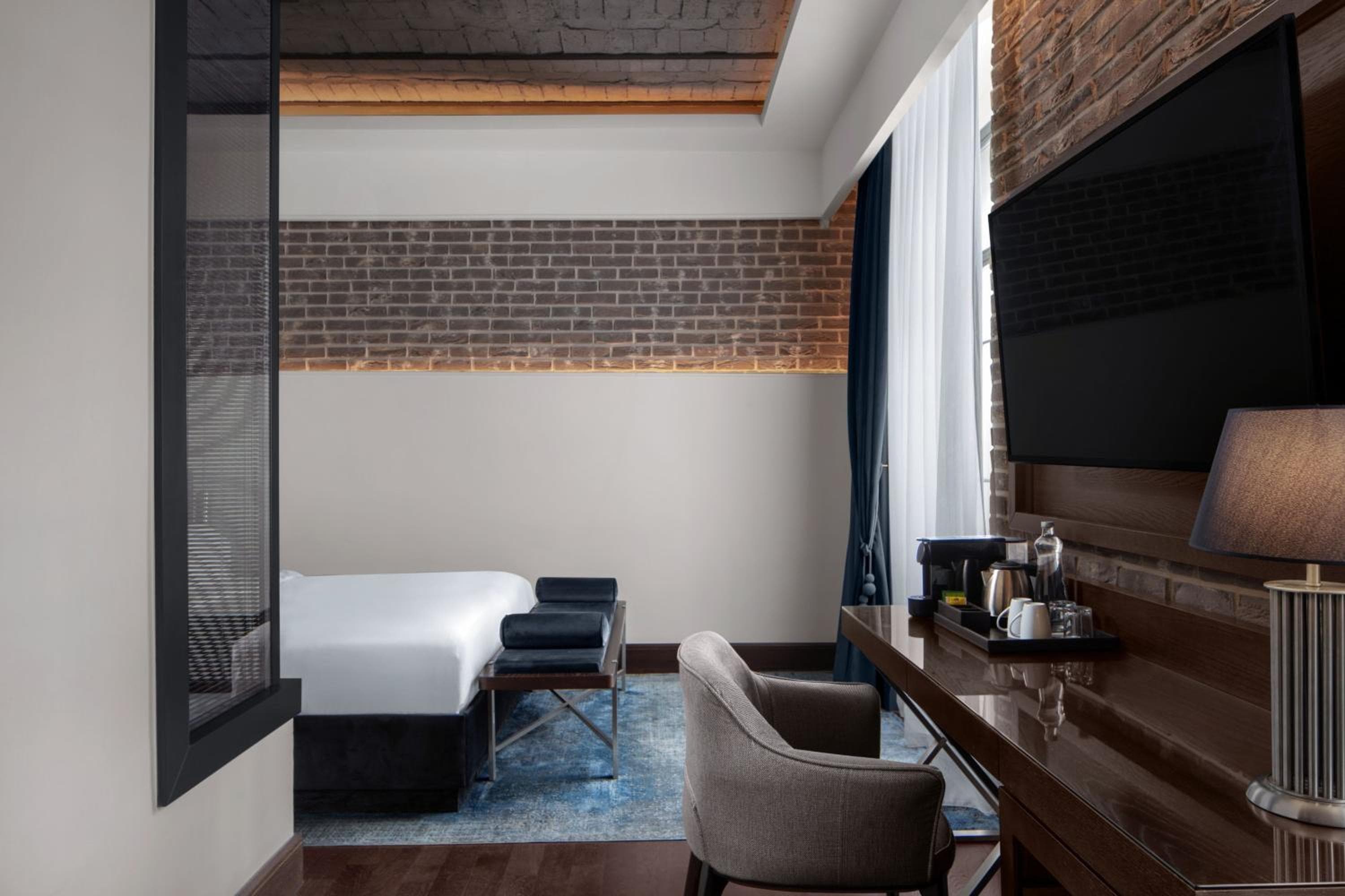 DeCamondo Galata, a Tribute Portfolio Hotel — 12