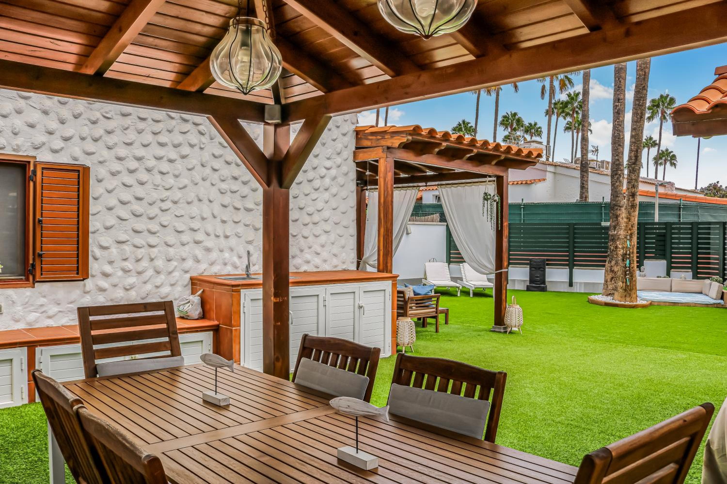 Lux 2BR Maspalomas Pool Terrace — 1