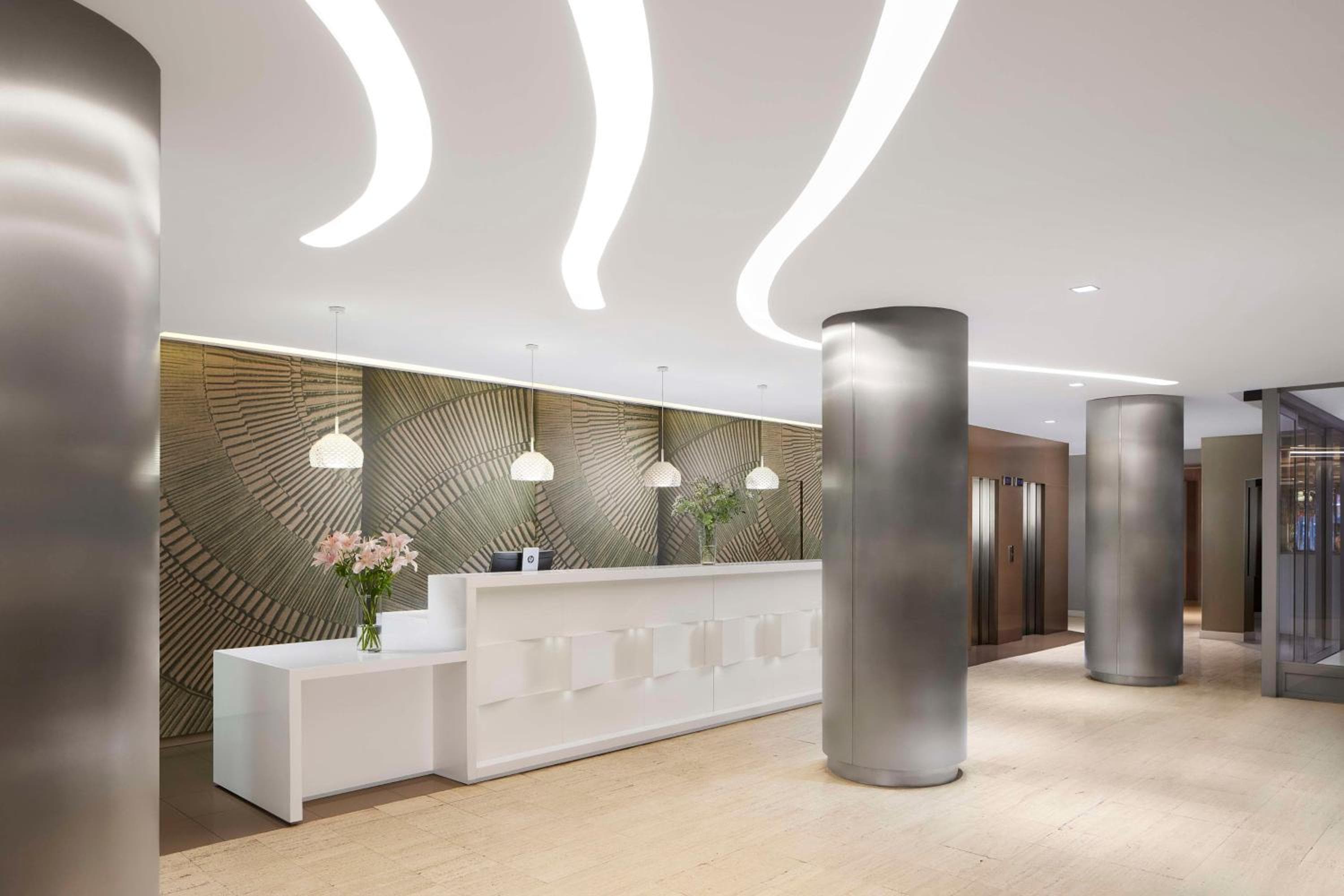 NH Madrid Zurbano — 11