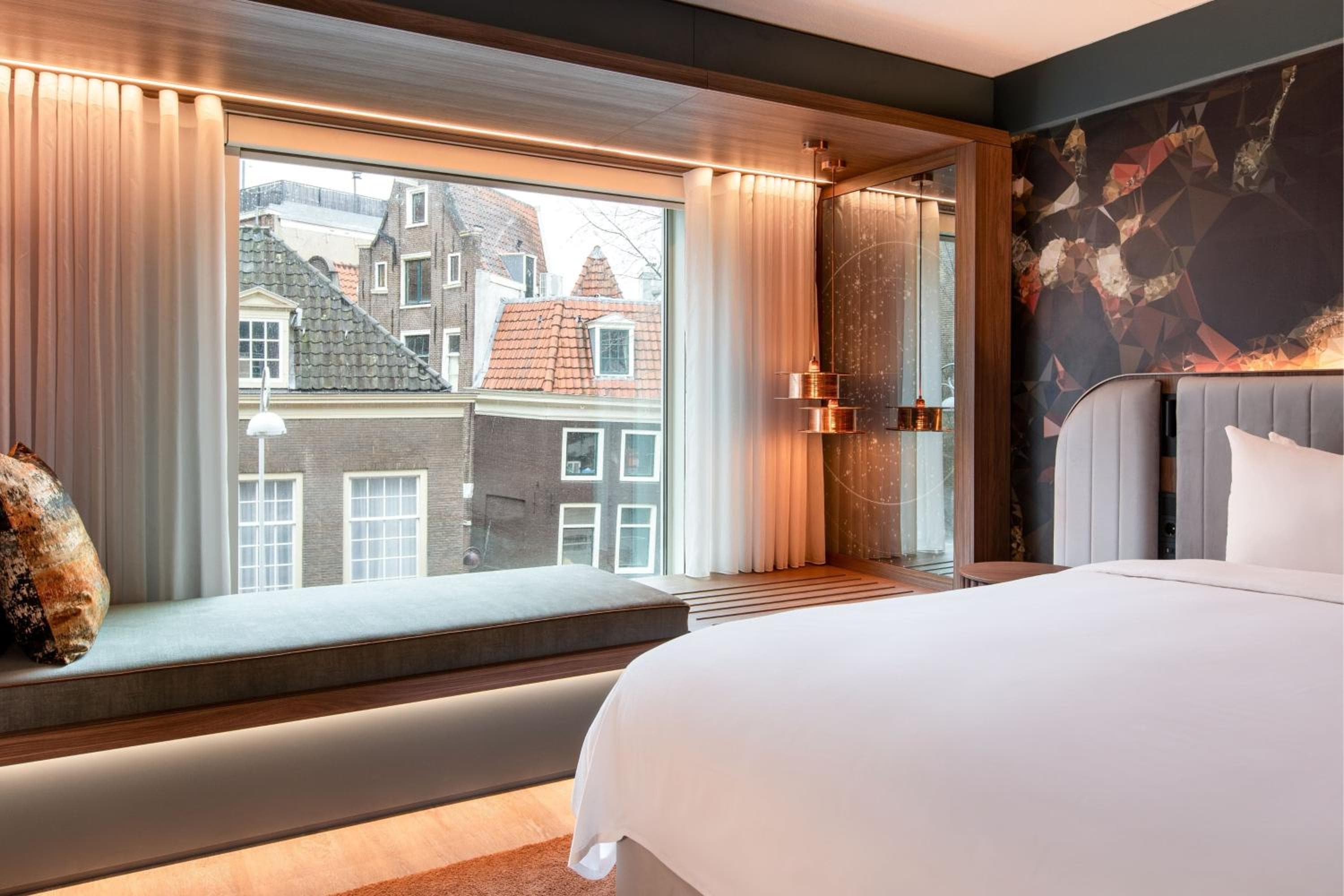 Renaissance Amsterdam Hotel — 22