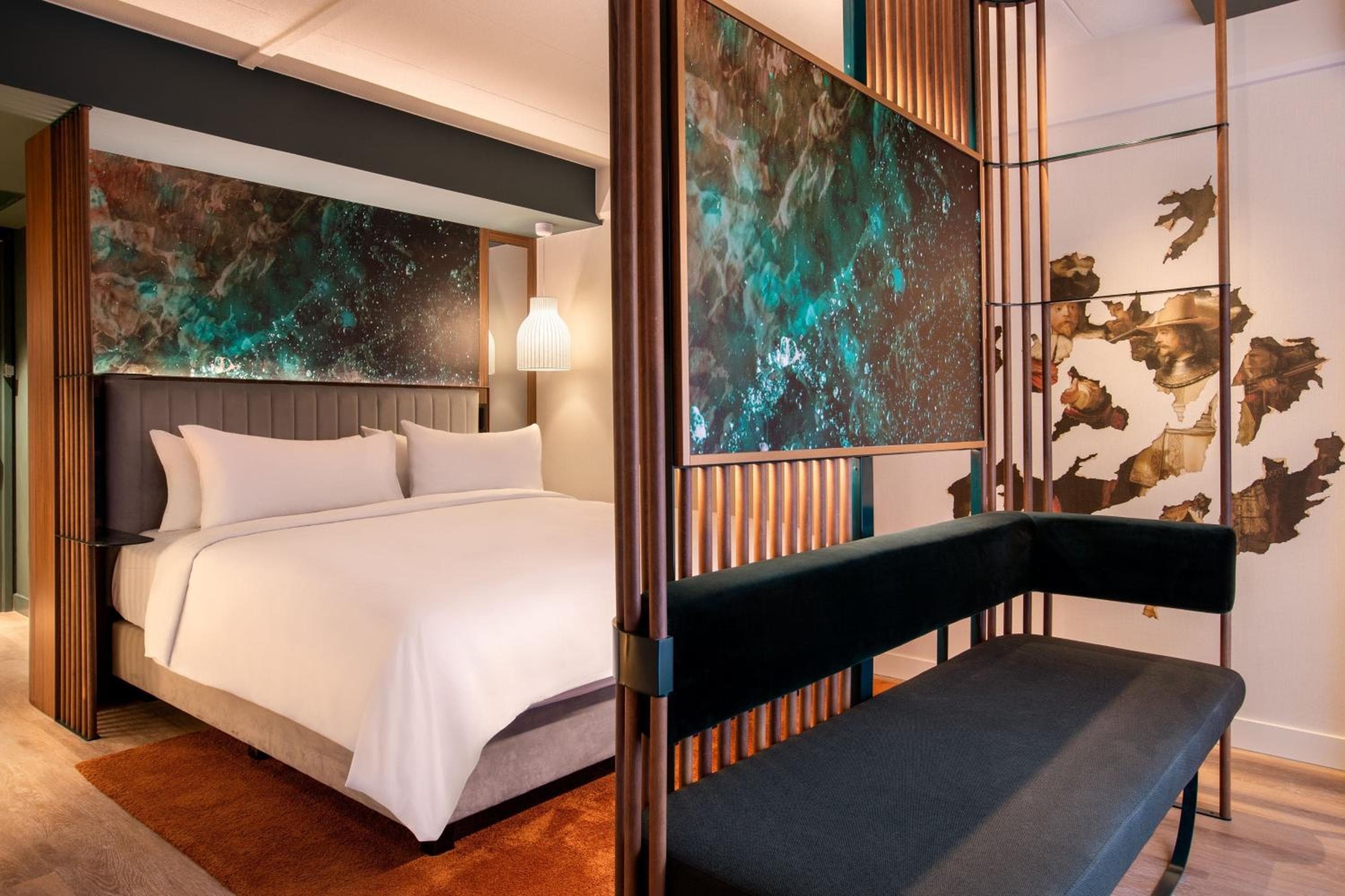 Renaissance Amsterdam Hotel — 14