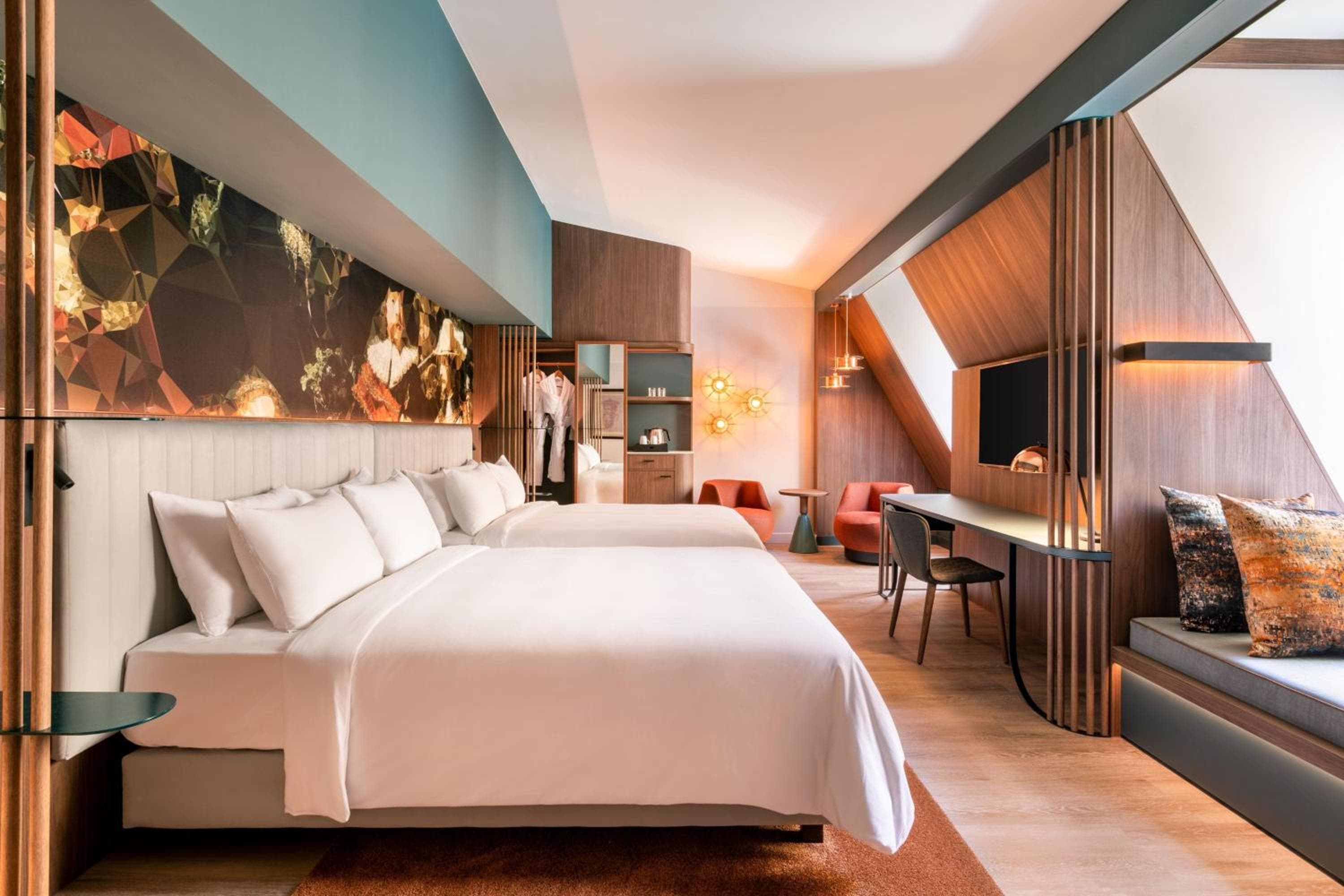 Renaissance Amsterdam Hotel — 30