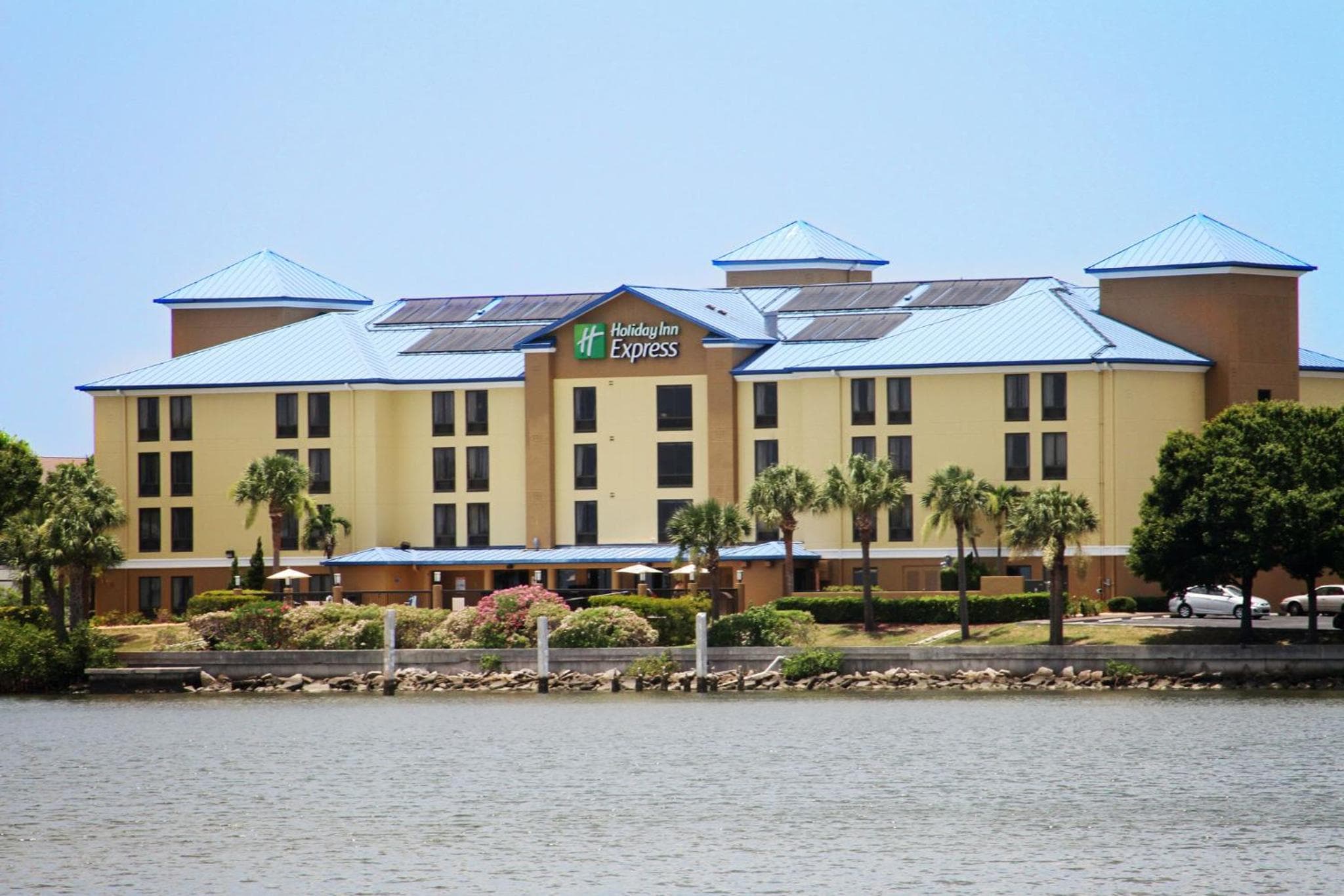 Holiday Inn Express Hotel & Suites Tampa-Rocky Point Island, un hotel IHG — 18