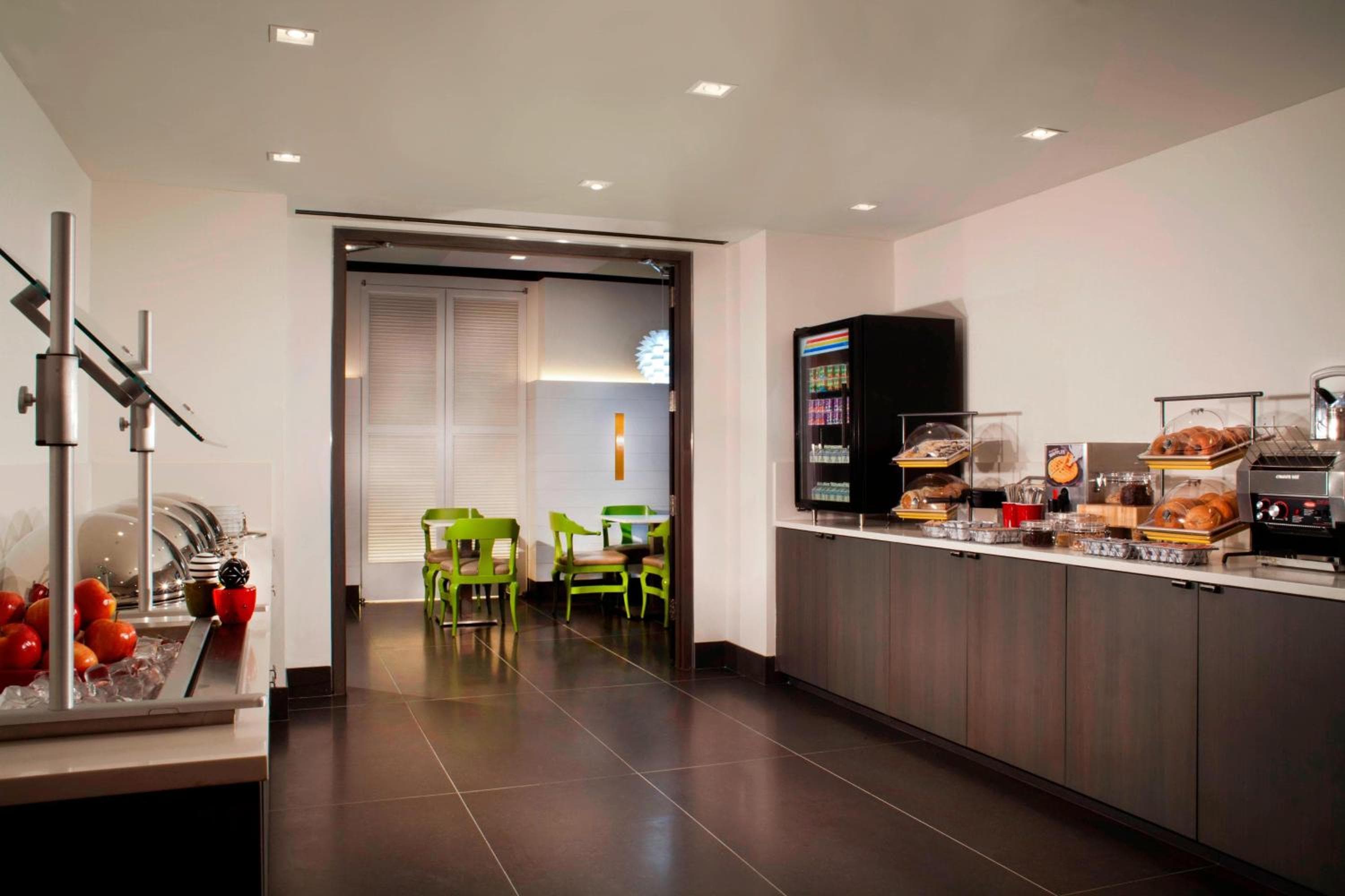 Residence Inn by Marriott New York Downtown Manhattan/World Trade Center Area — 14