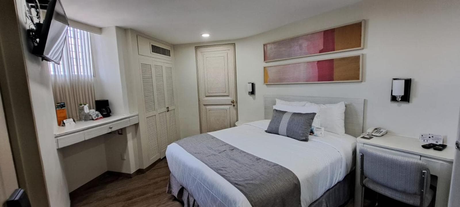 Hotel Jahrhundert Reforma — 23