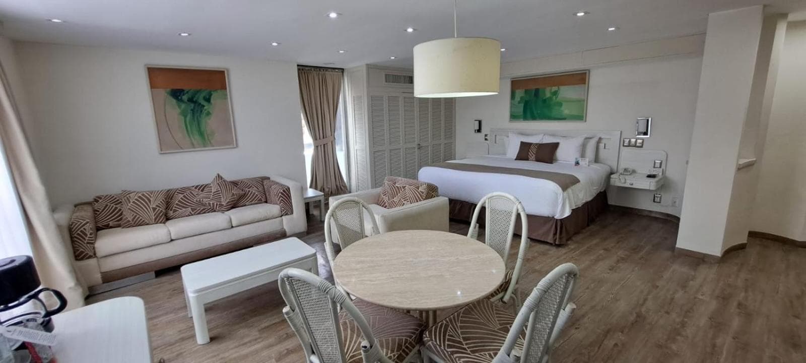 Hotel Jahrhundert Reforma — 15