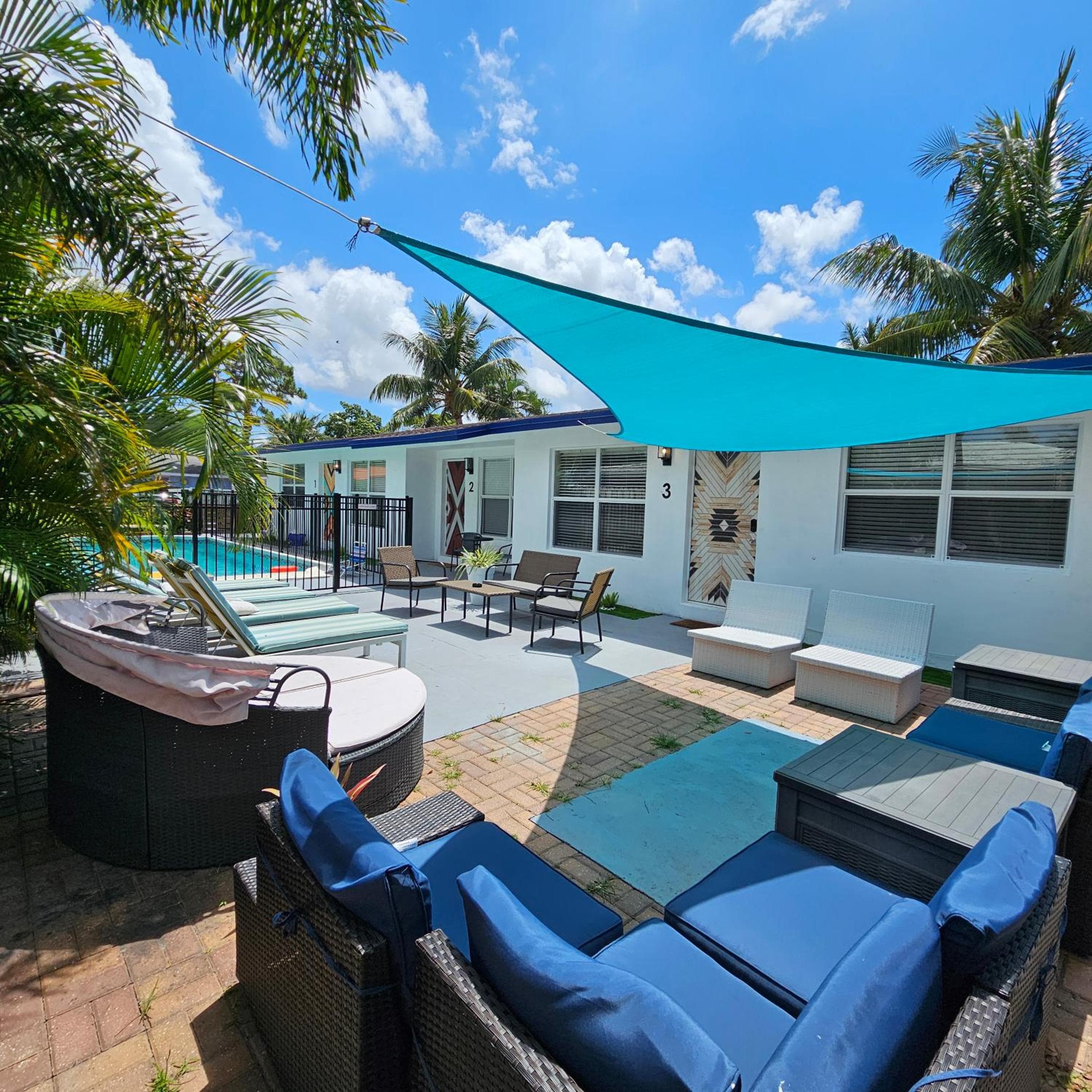 Private Home, KING Room- Pool & Patios - Near Beaches & Dining — 22