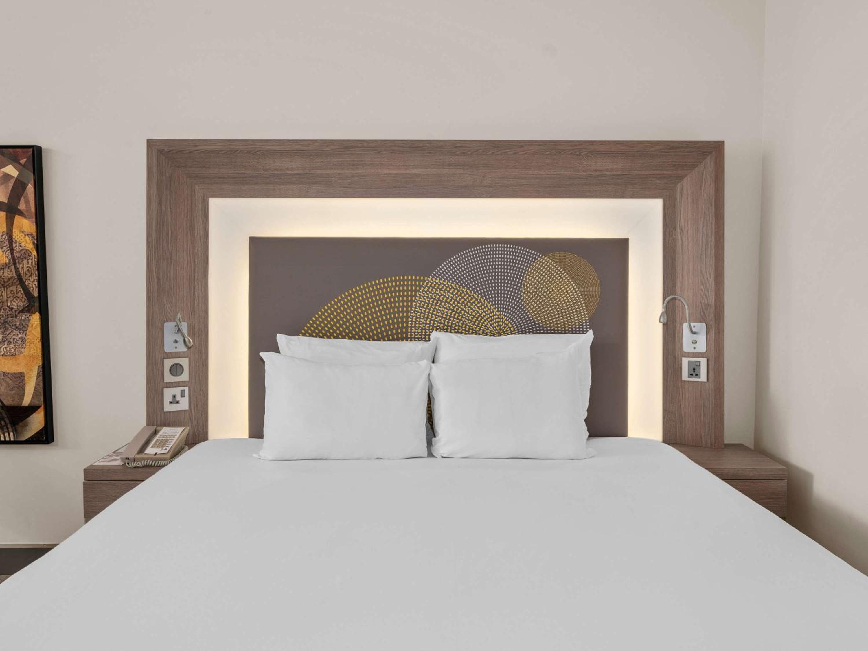 Novotel Centro Congressi Dubai — 11