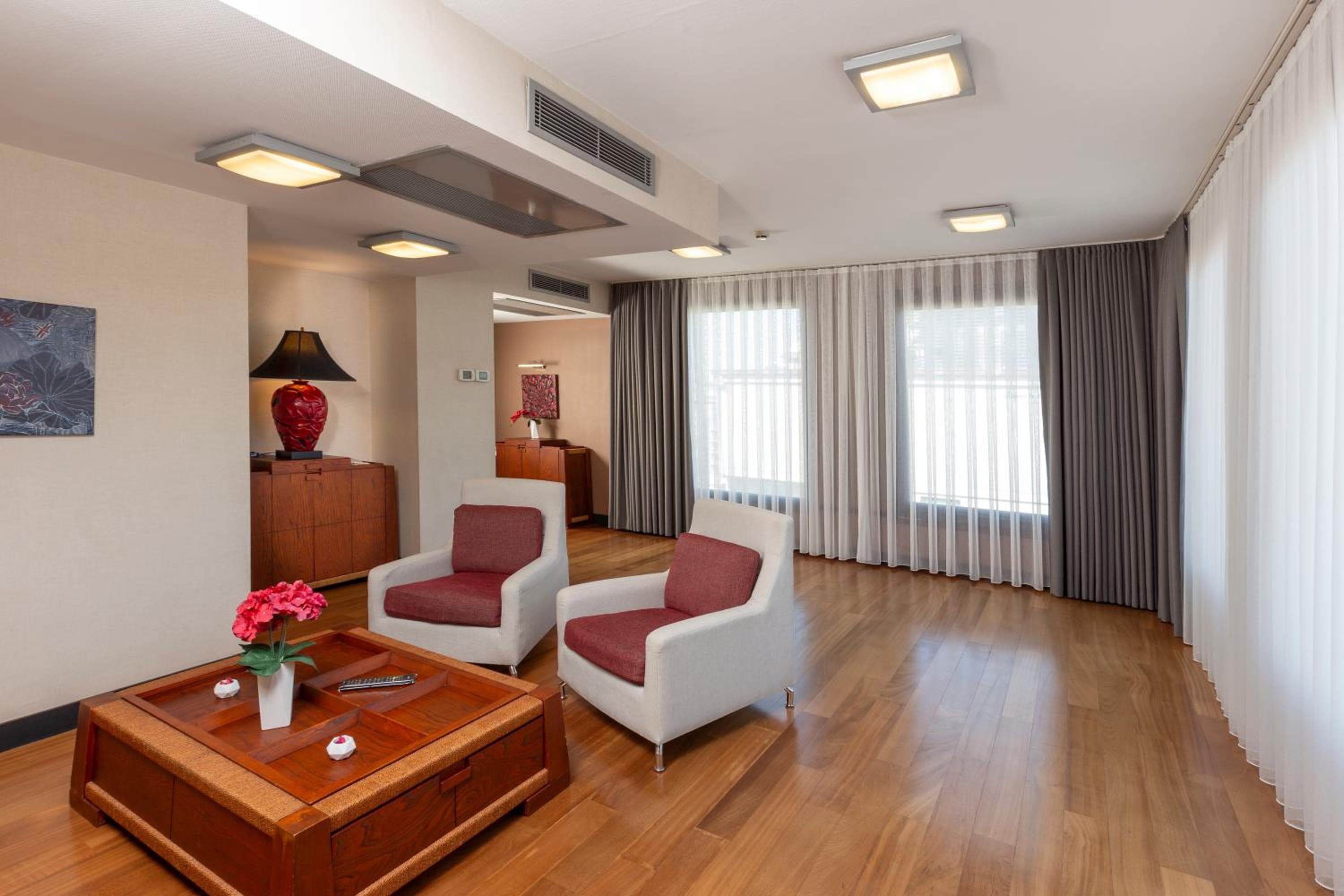 Nippon Hotel — 6