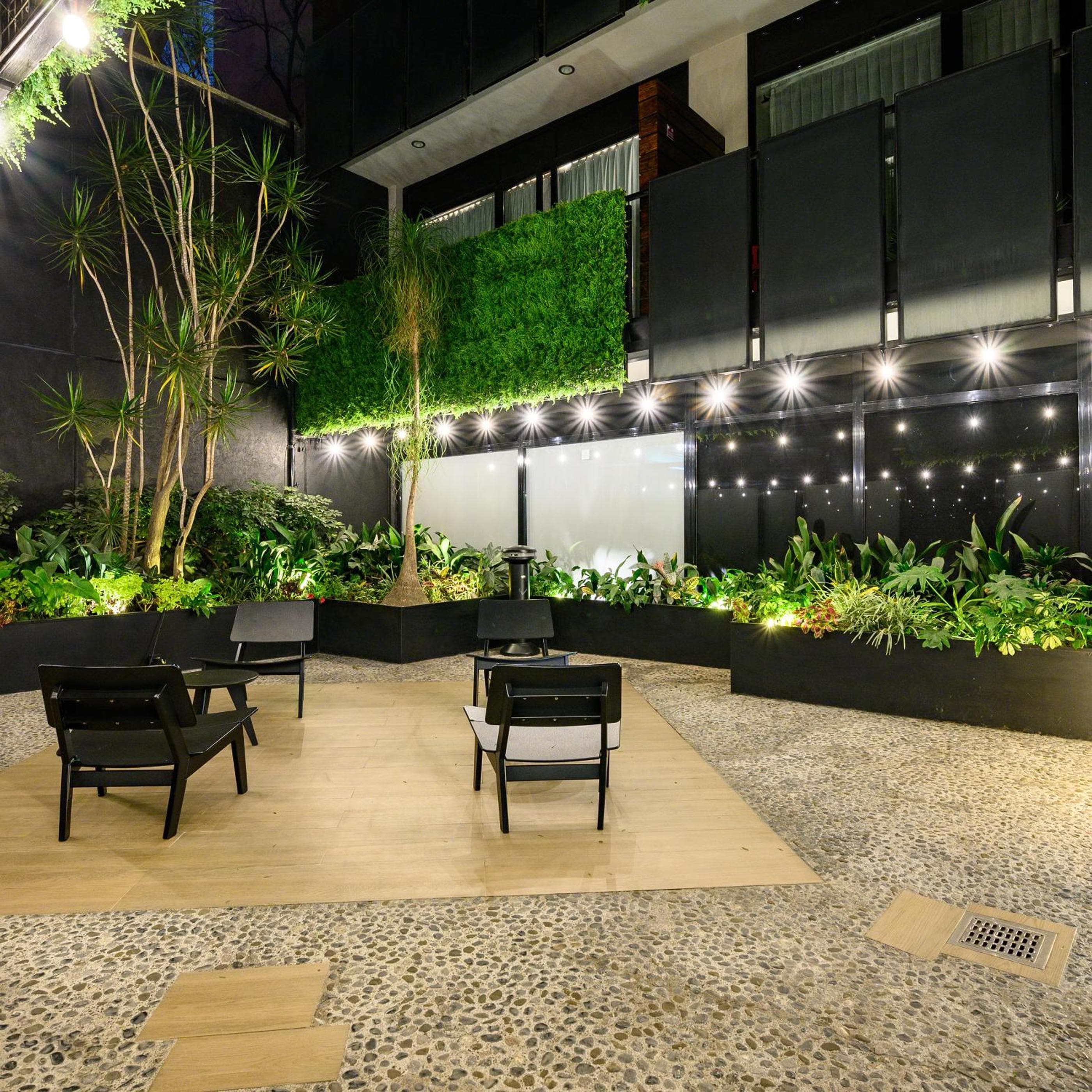 Las Suites Campos Eliseos — 20