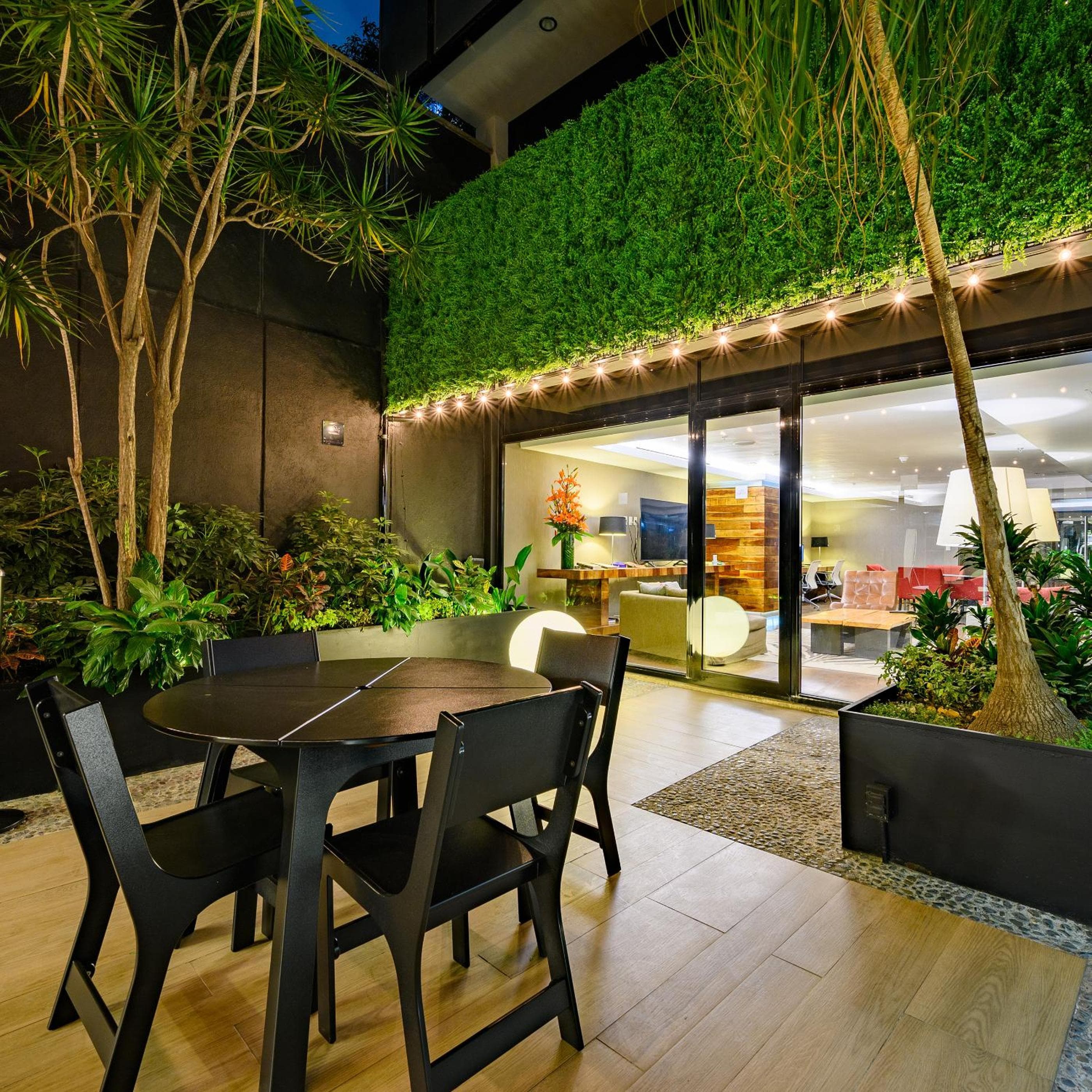Las Suites Campos Eliseos — 22