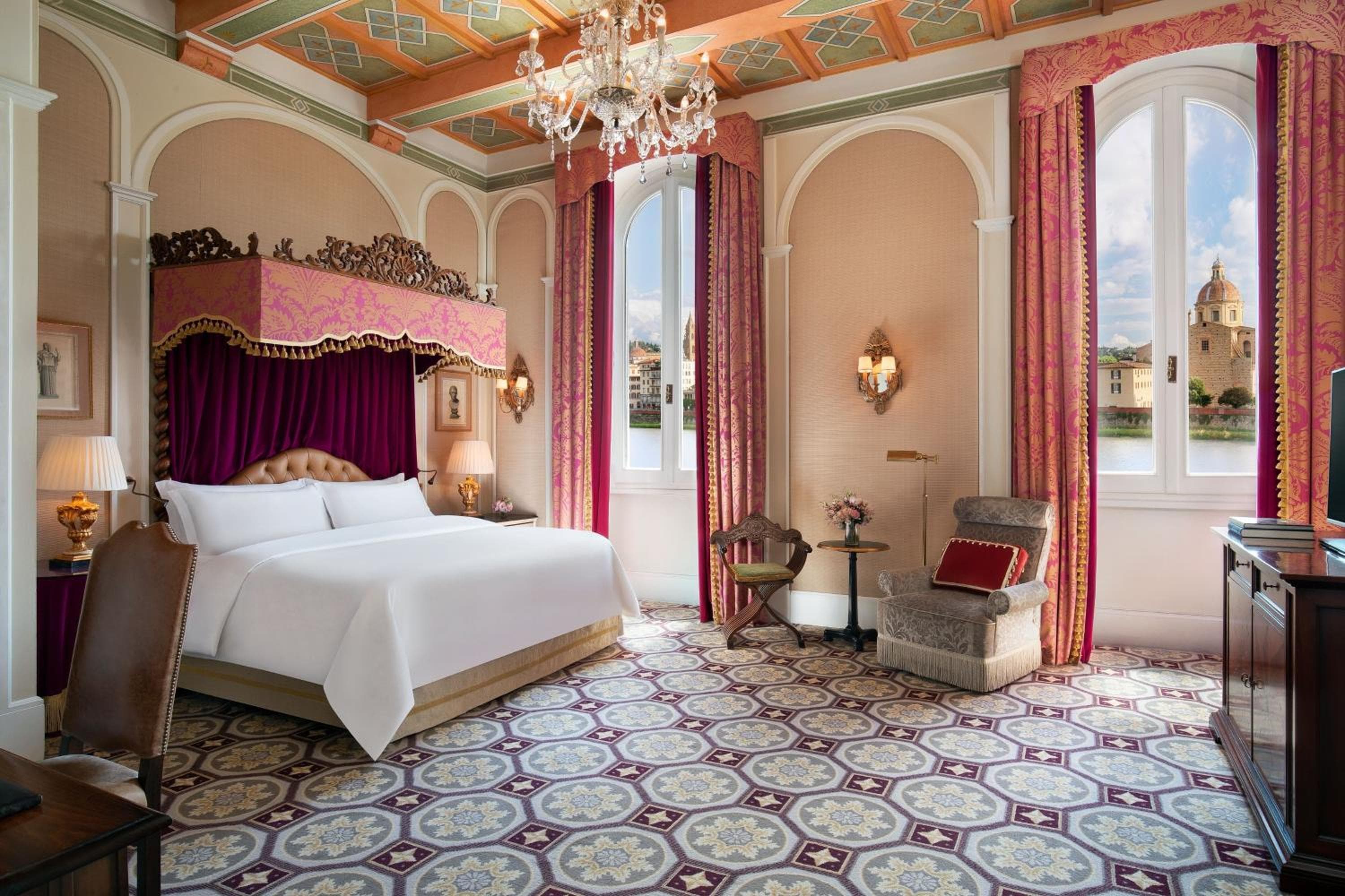 El St. Regis Florencia — 24