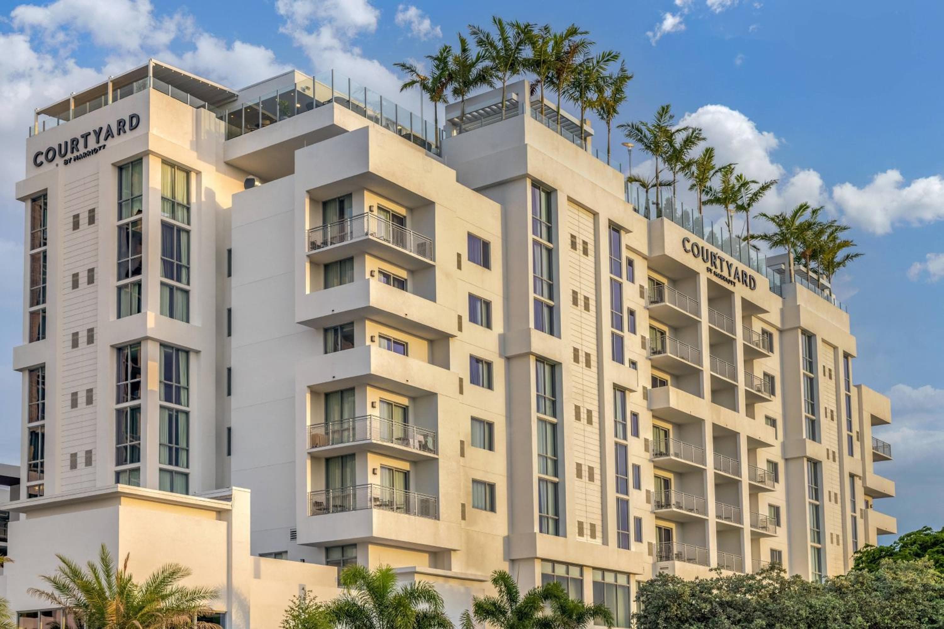 Courtyard by Marriott Fort Lauderdale Centro — 1