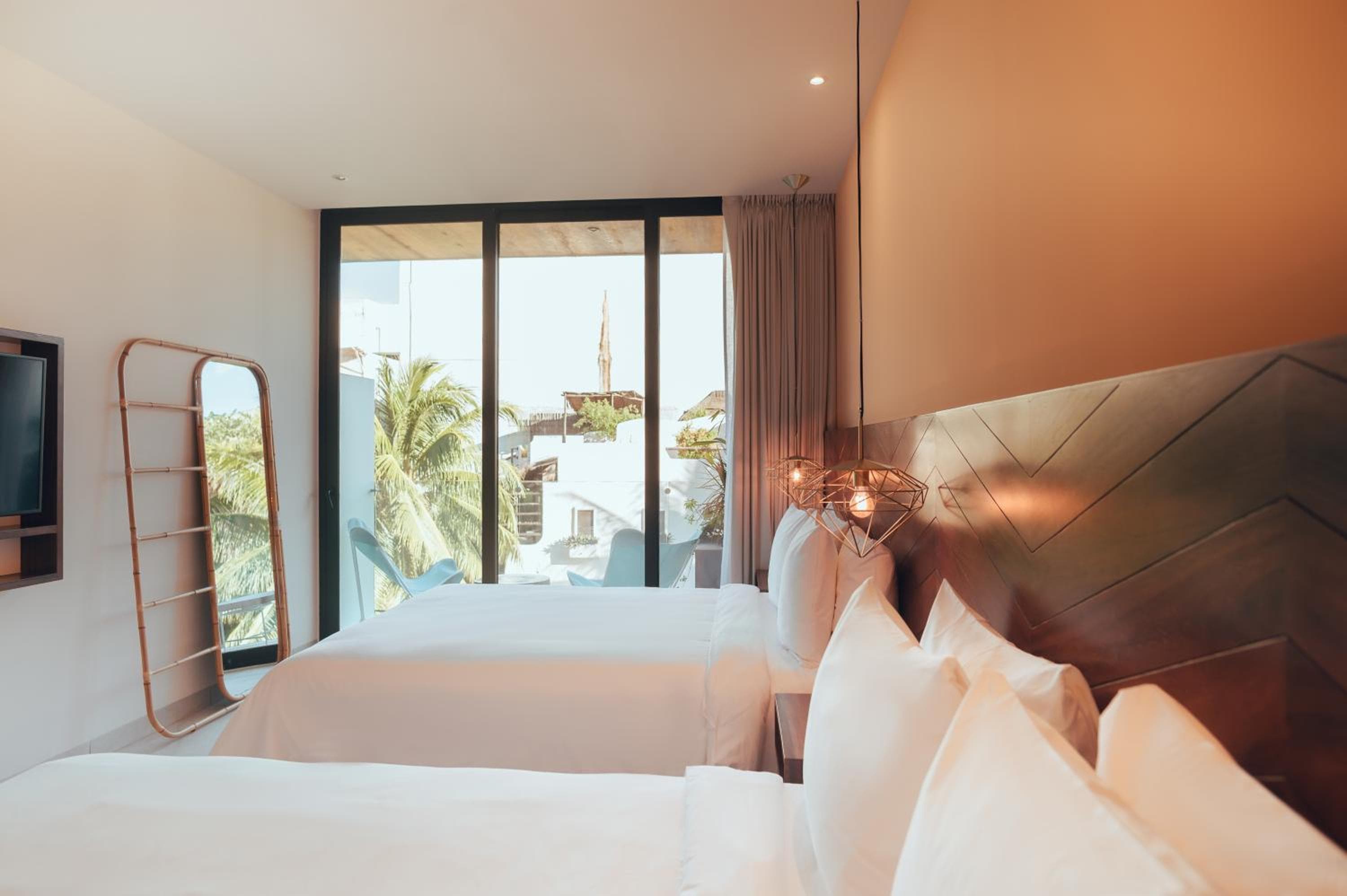 CALIXTA Hotel — 14