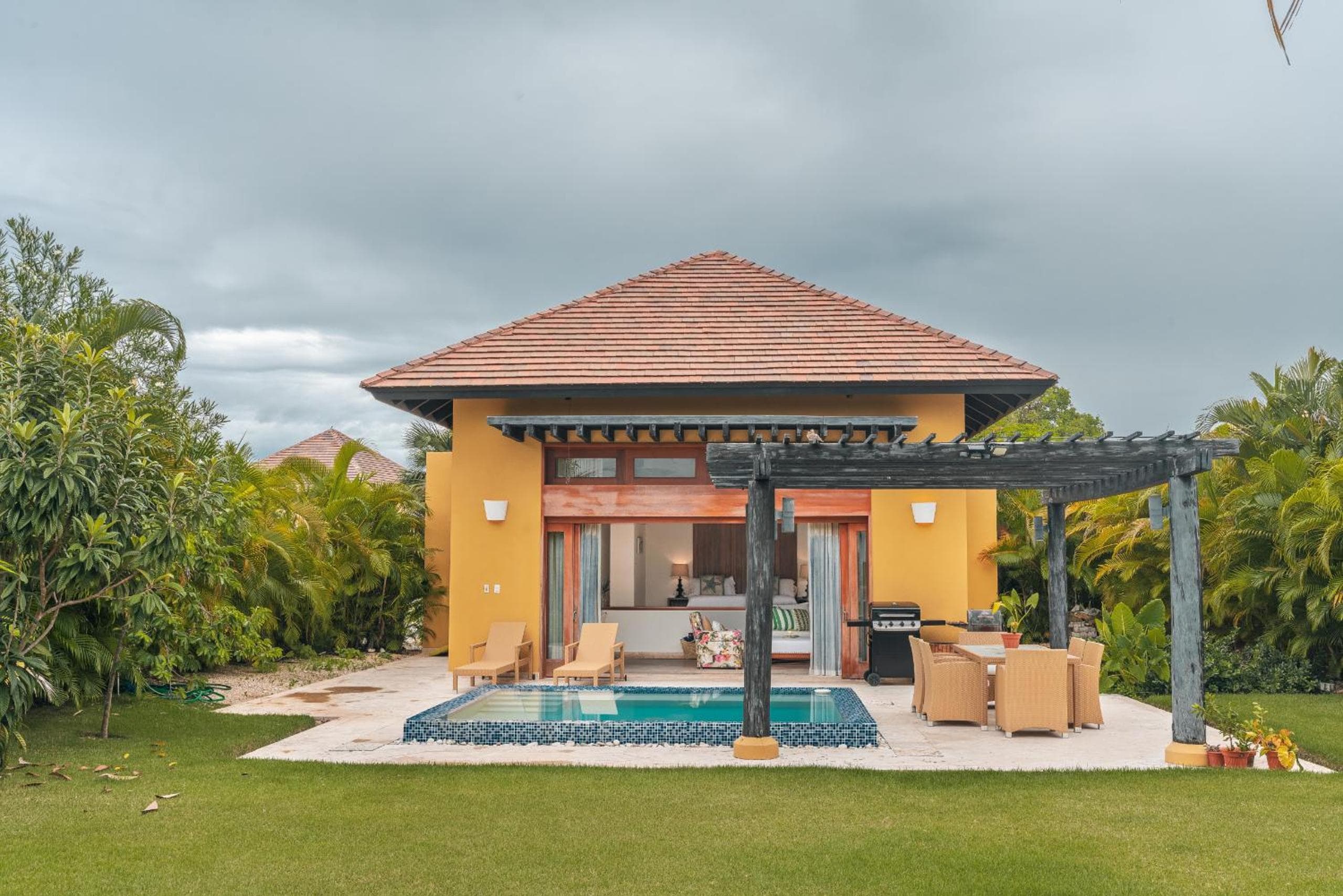 Bungalow with tropical style at cap cana A8C — 1
