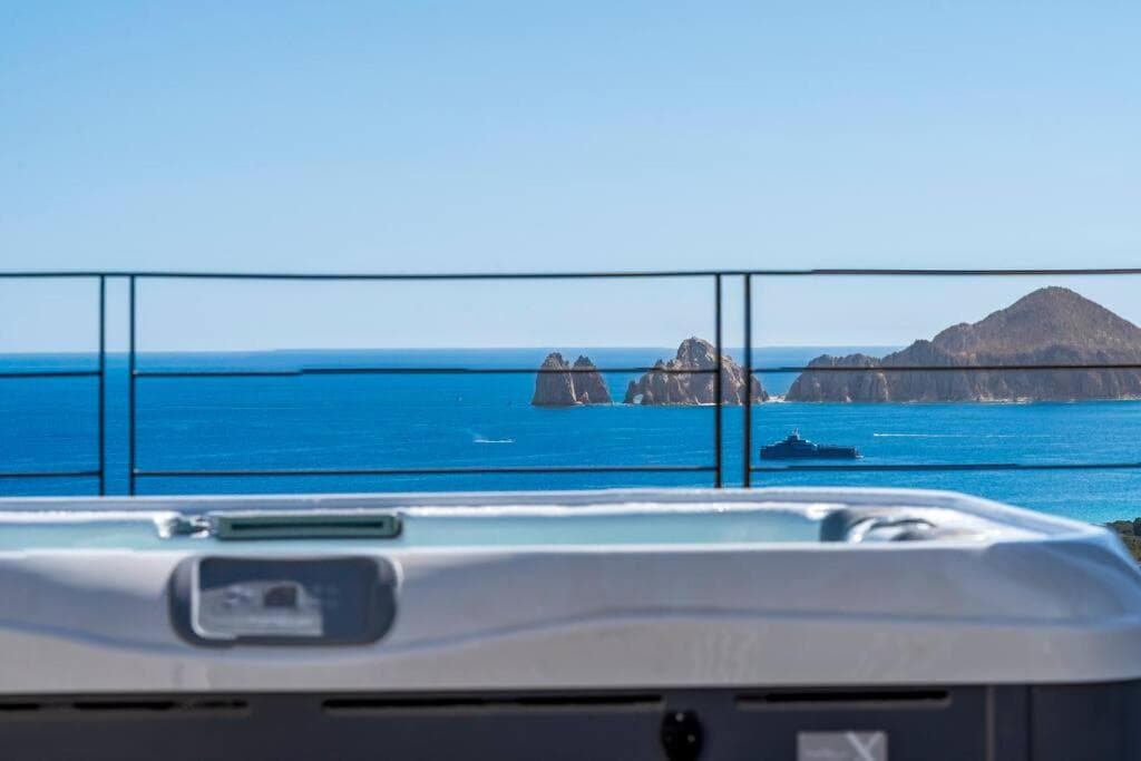Bester Blick von der Dachterrasse mit beheiztem Whirlpool — 20