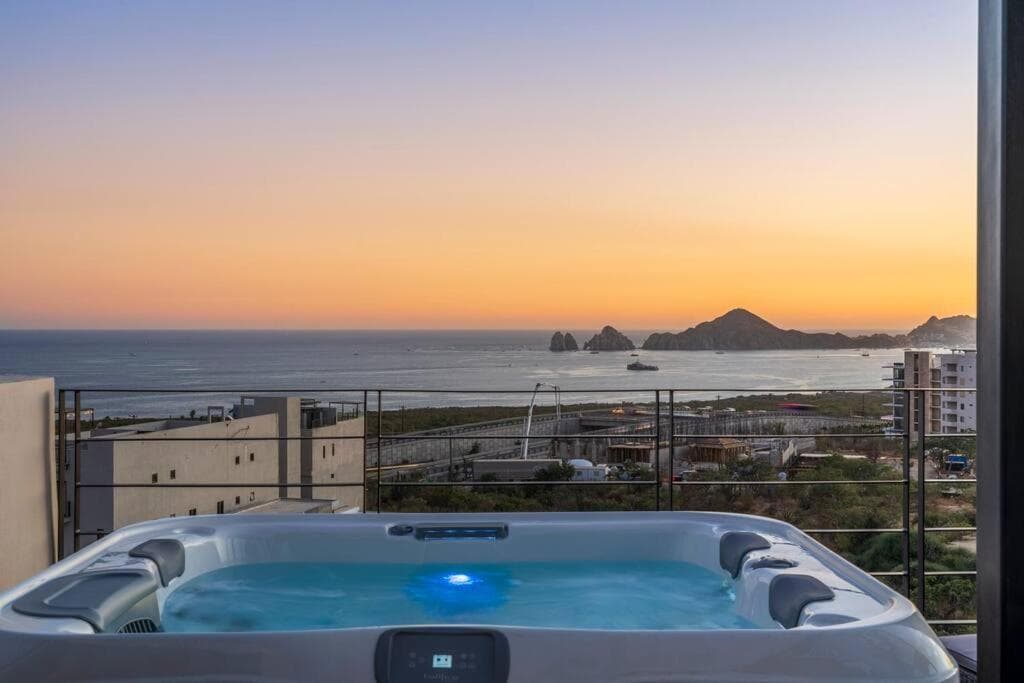 Bester Blick von der Dachterrasse mit beheiztem Whirlpool — 14
