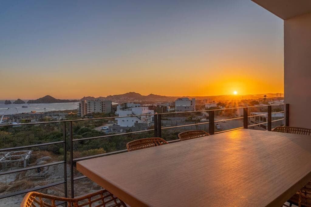 Bester Blick von der Dachterrasse mit beheiztem Whirlpool — 18
