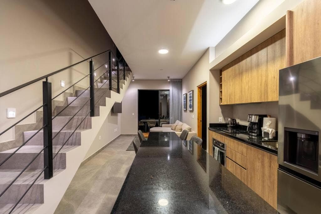 Best view rooftop with heated jacuzzi — 17