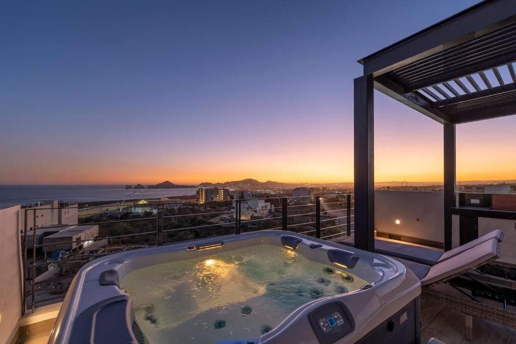 Bester Blick von der Dachterrasse mit beheiztem Whirlpool — 7