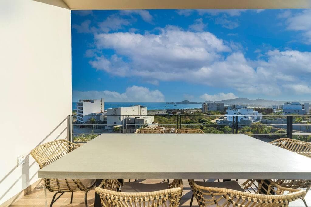 Bester Blick von der Dachterrasse mit beheiztem Whirlpool — 21