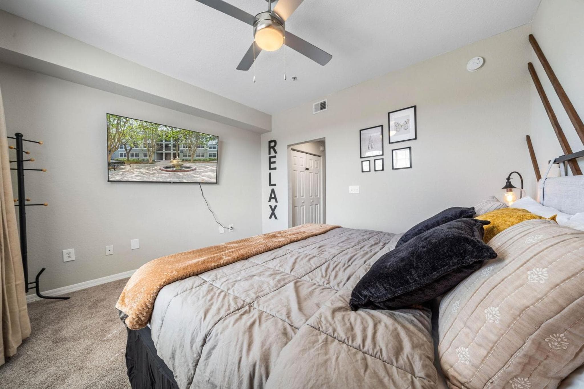 Spacious 3BR2BA w Pool Gym Near Airport #4 — 19