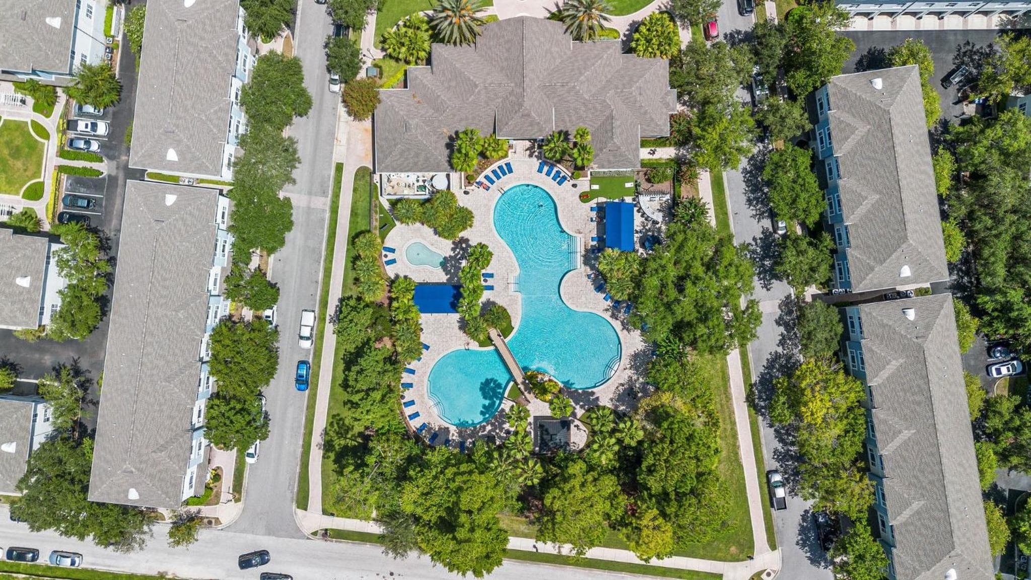 Chic 3br2ba- Minutes To Airport & Westchase #4 — 2