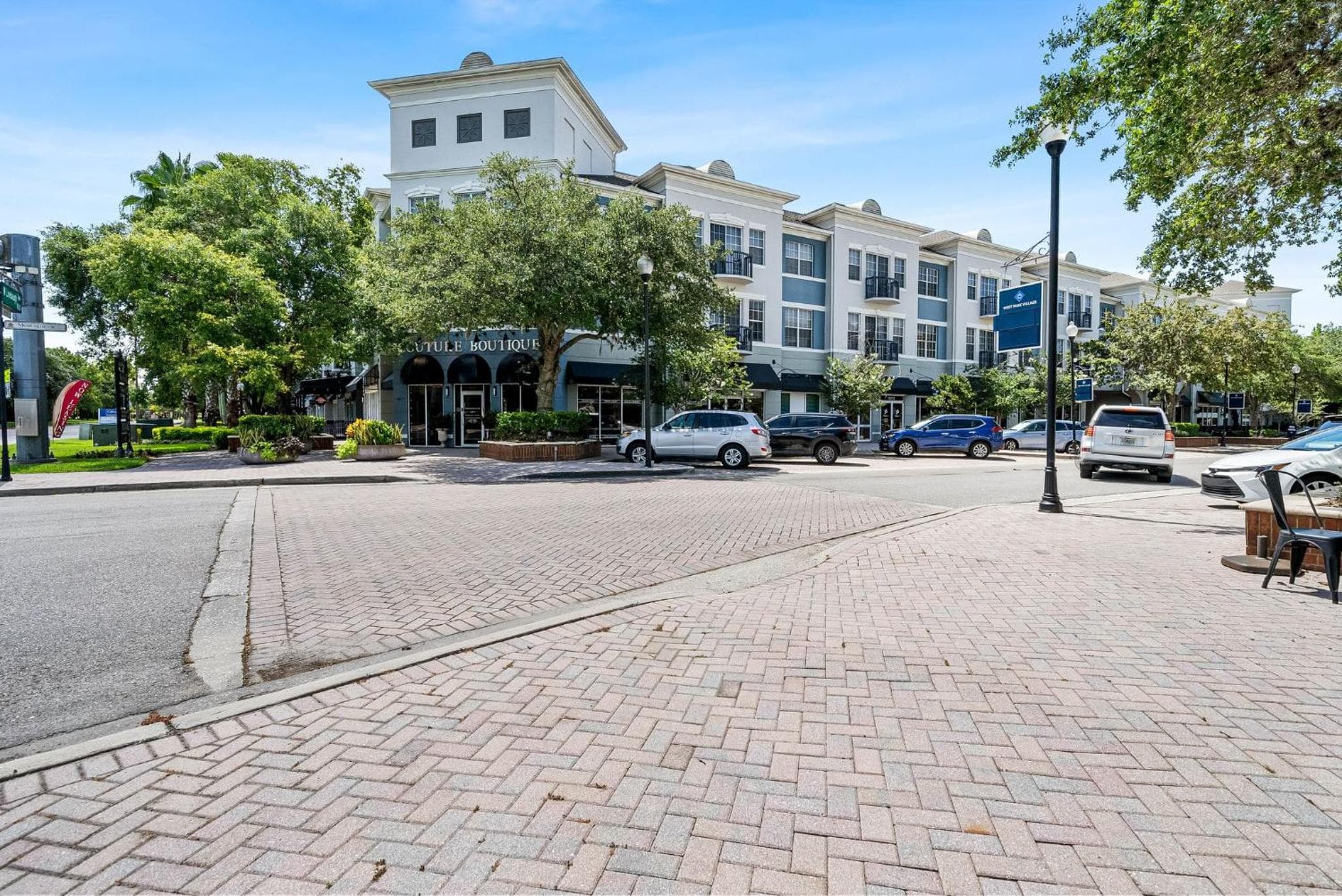 Chic 3br2ba- Minutes To Airport & Westchase #4 — 8